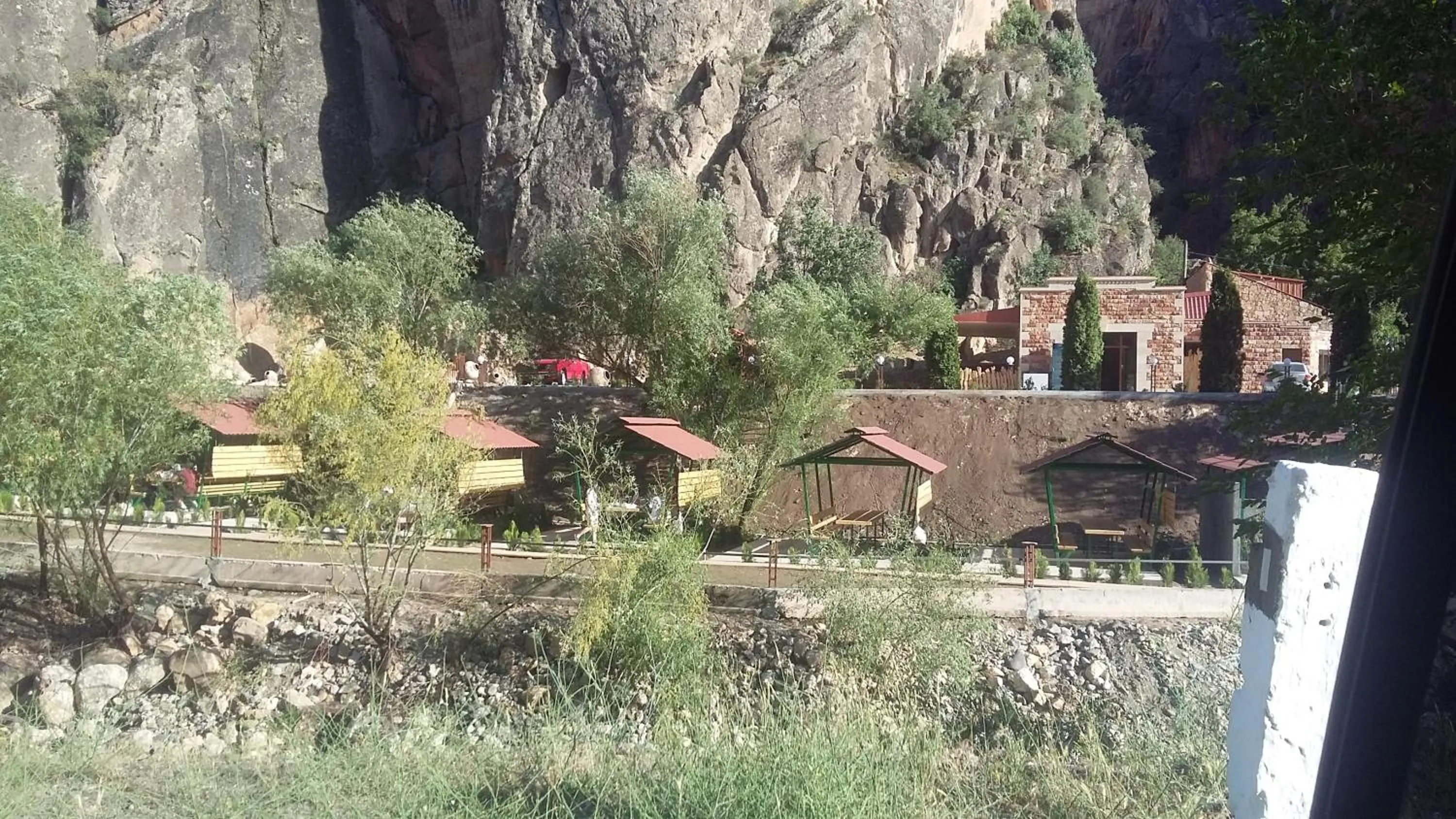 Natural landscape in Shushan GUEST HOUSE