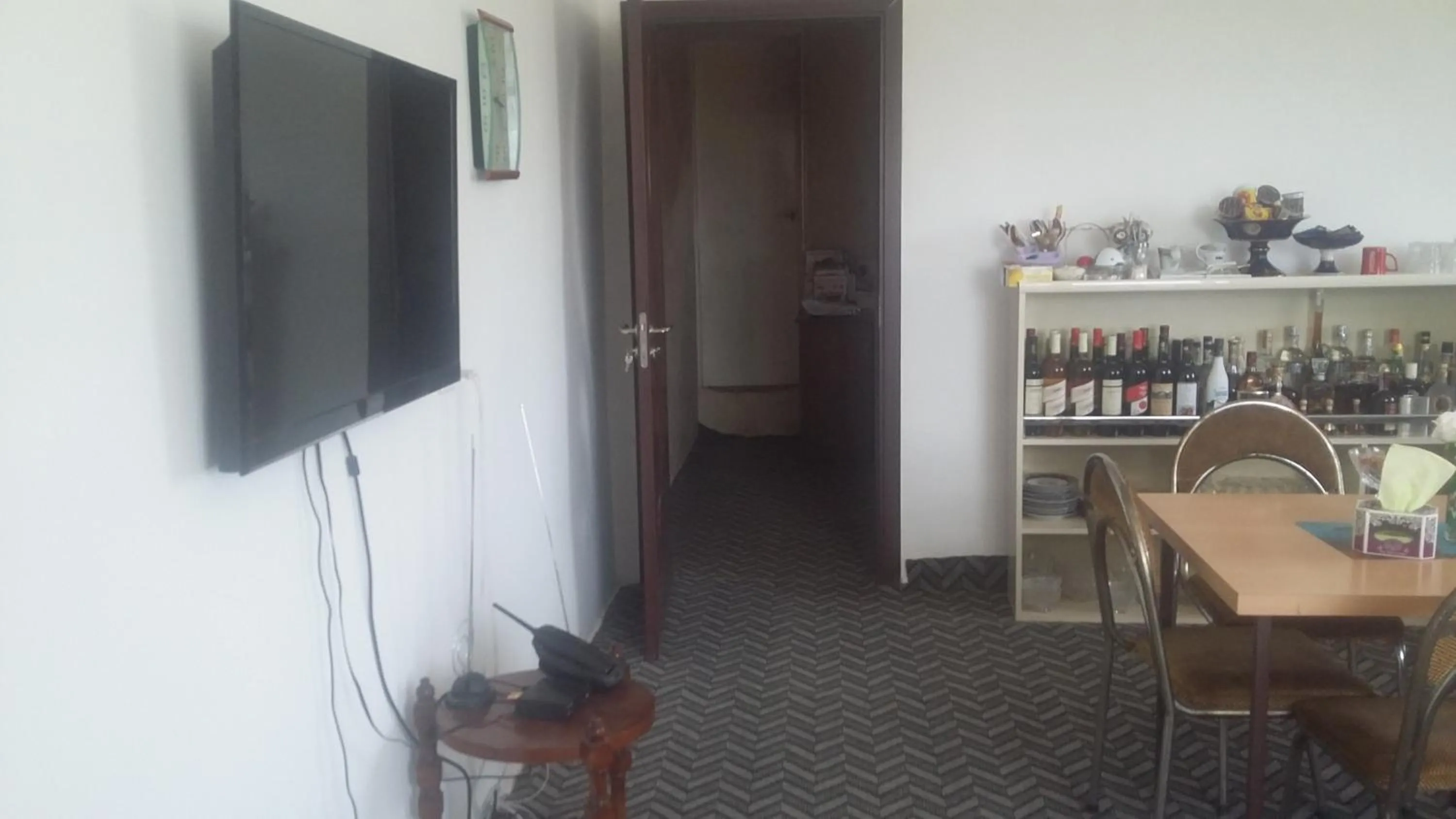 Drinks in Shushan GUEST HOUSE
