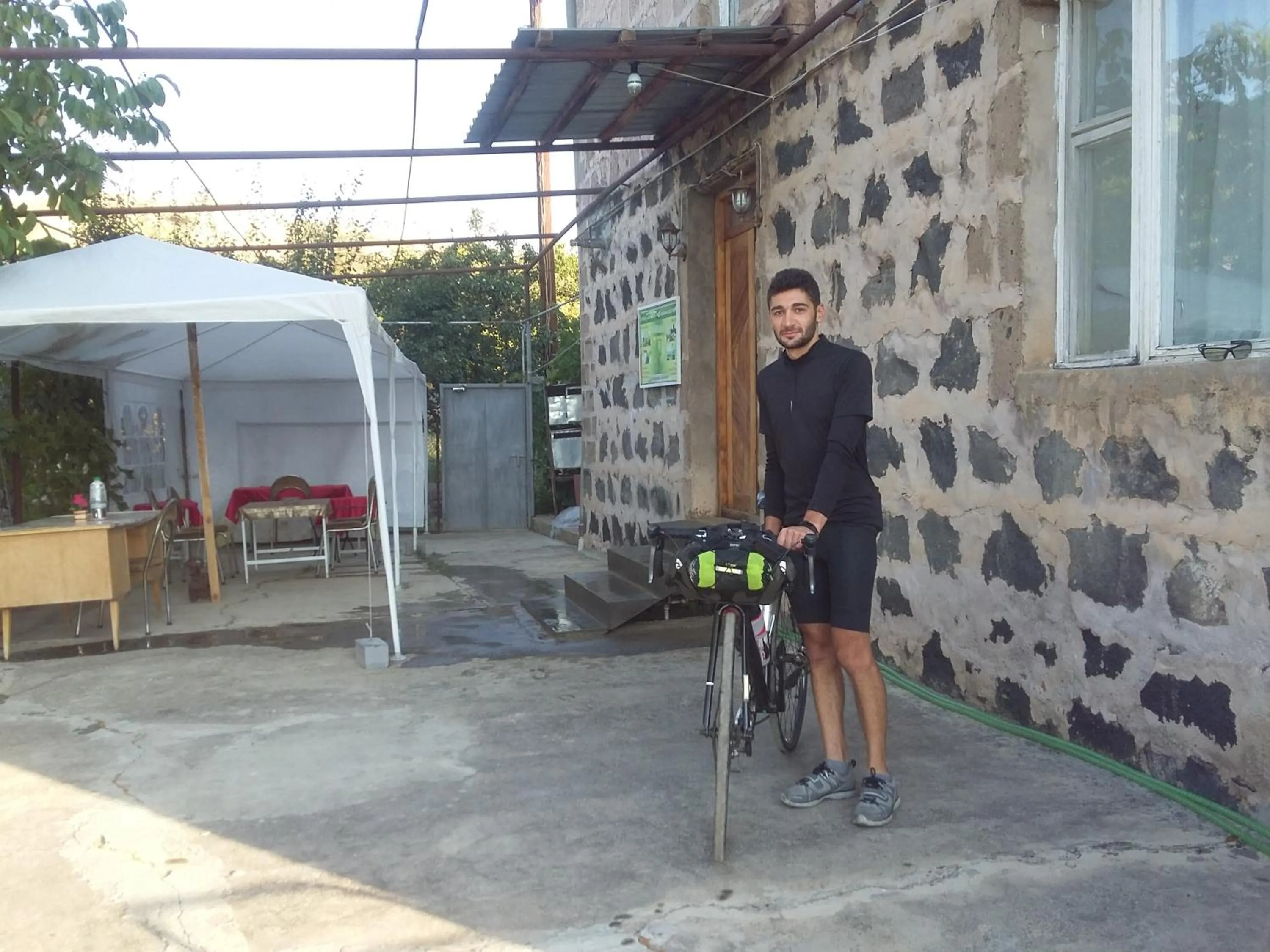 Cycling in Shushan GUEST HOUSE