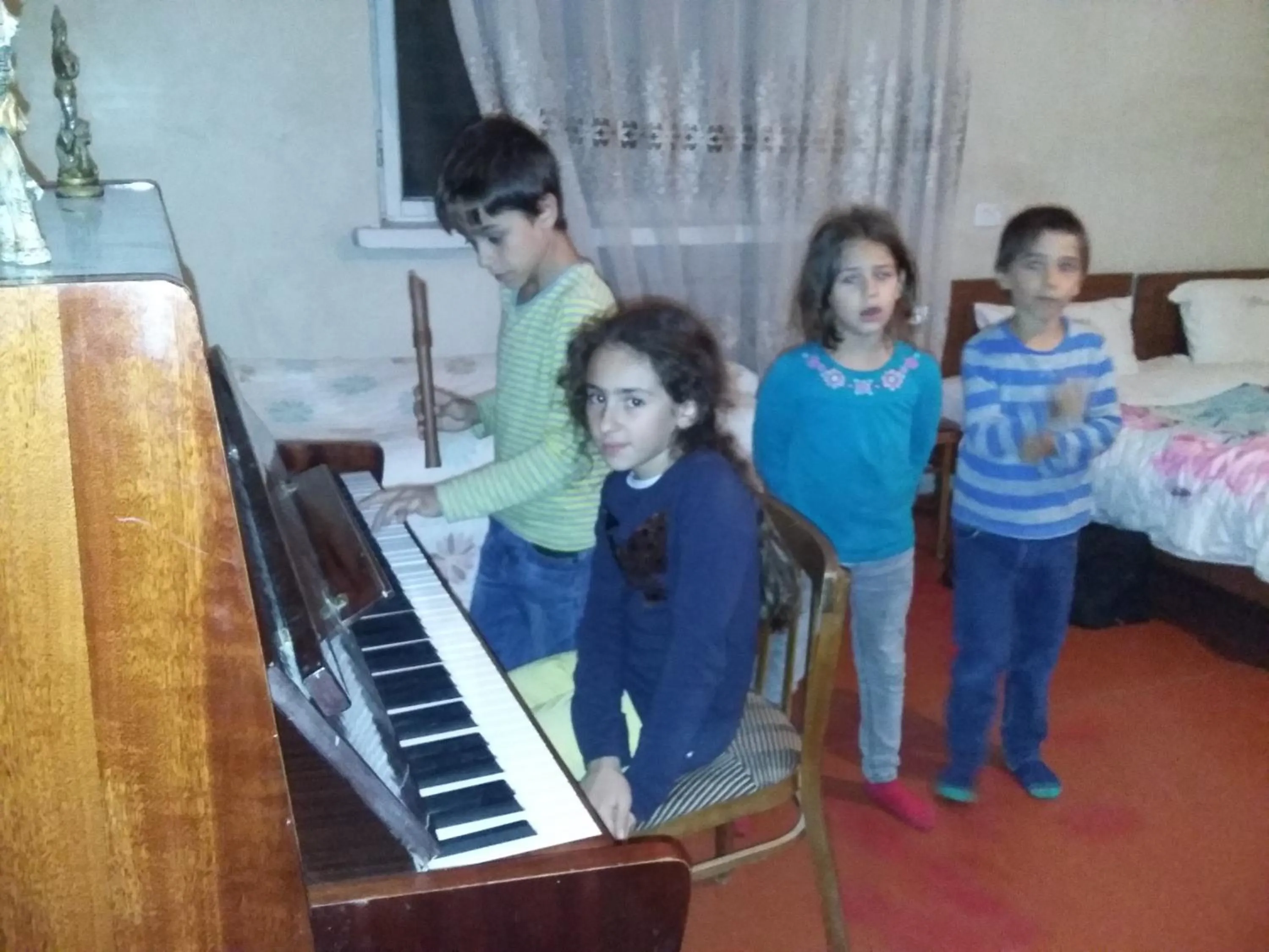 children in Shushan GUEST HOUSE