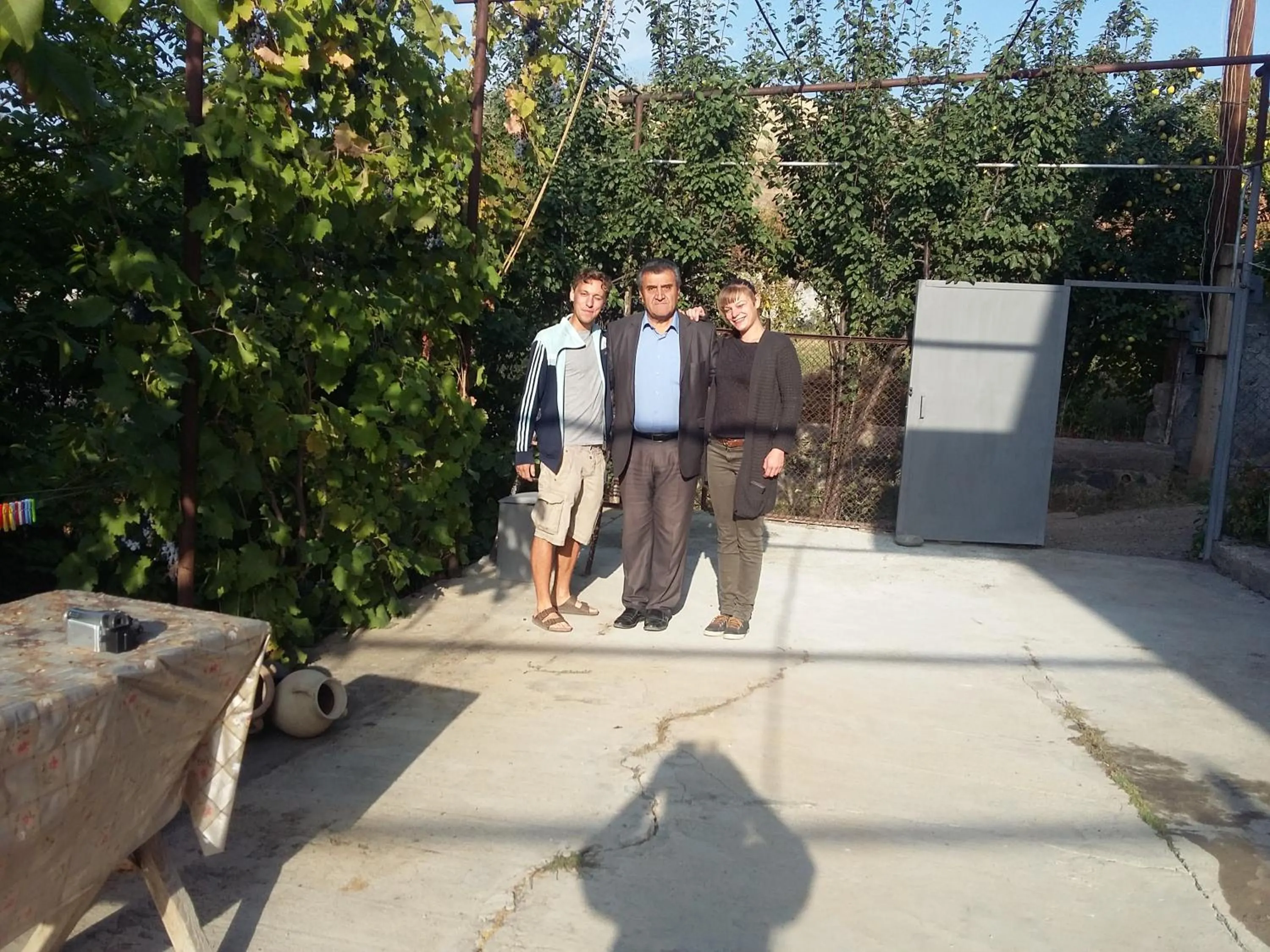 People in Shushan GUEST HOUSE