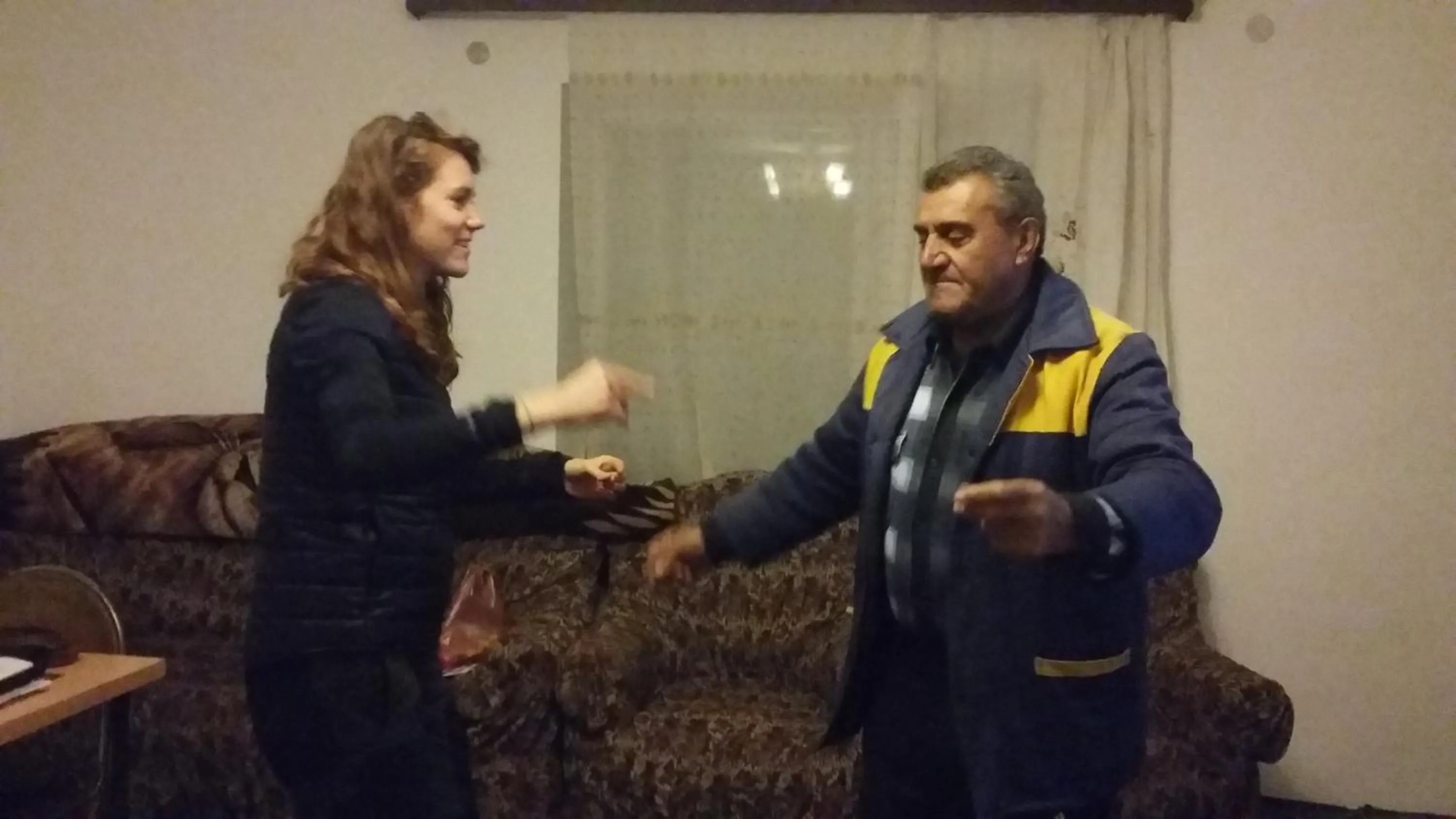 People in Shushan GUEST HOUSE