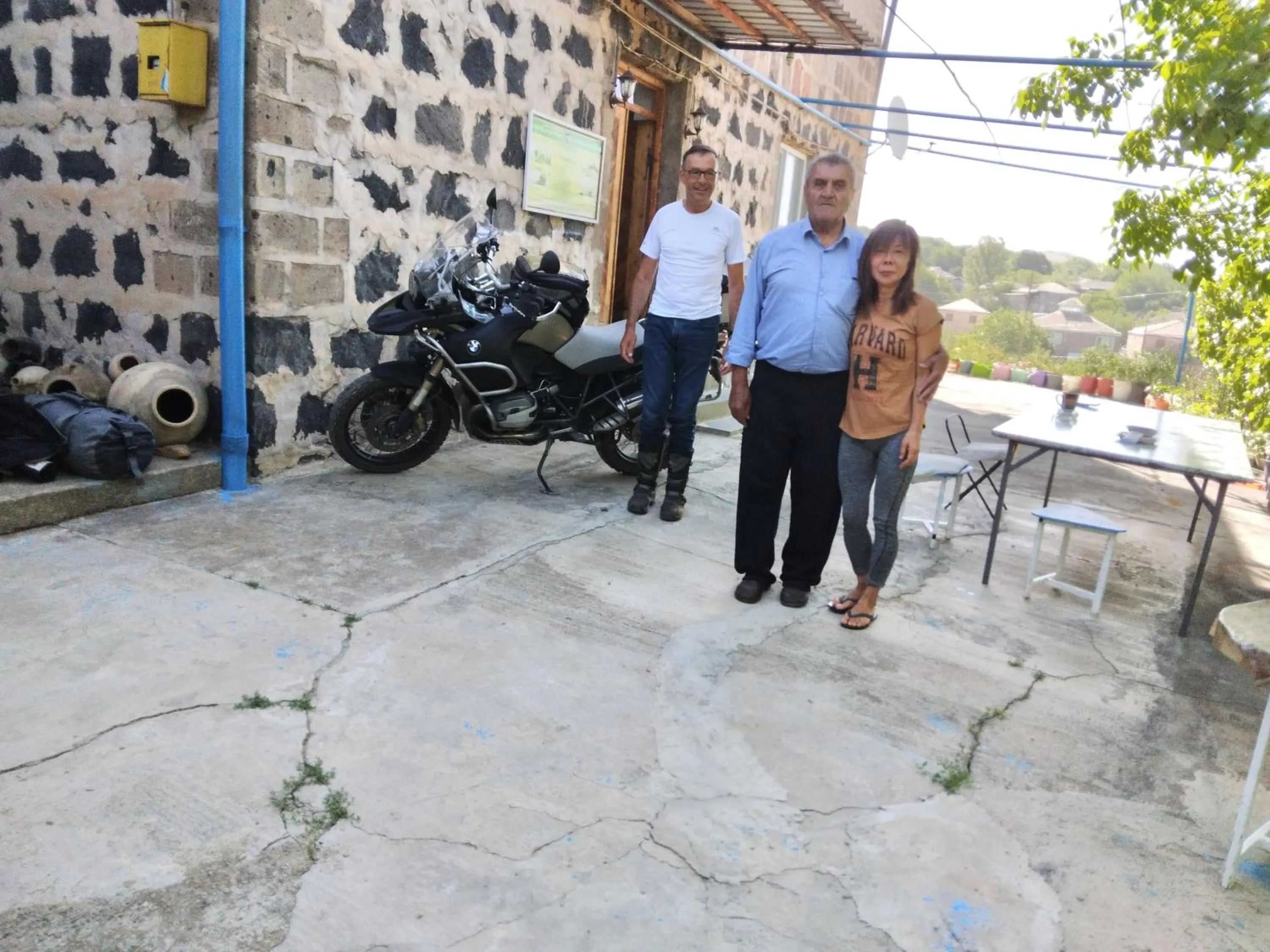 Property building in Shushan GUEST HOUSE