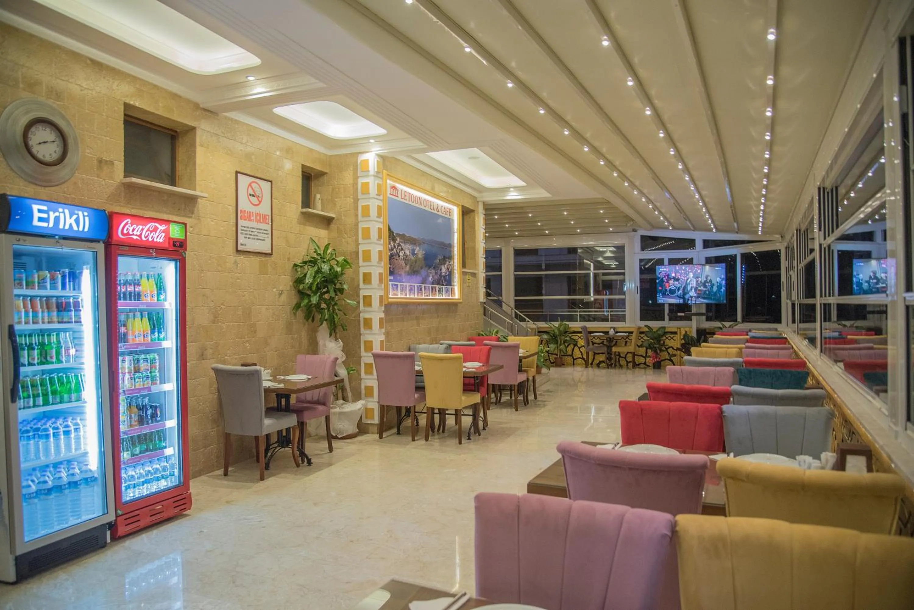 Restaurant/places to eat in Kayı Hotel