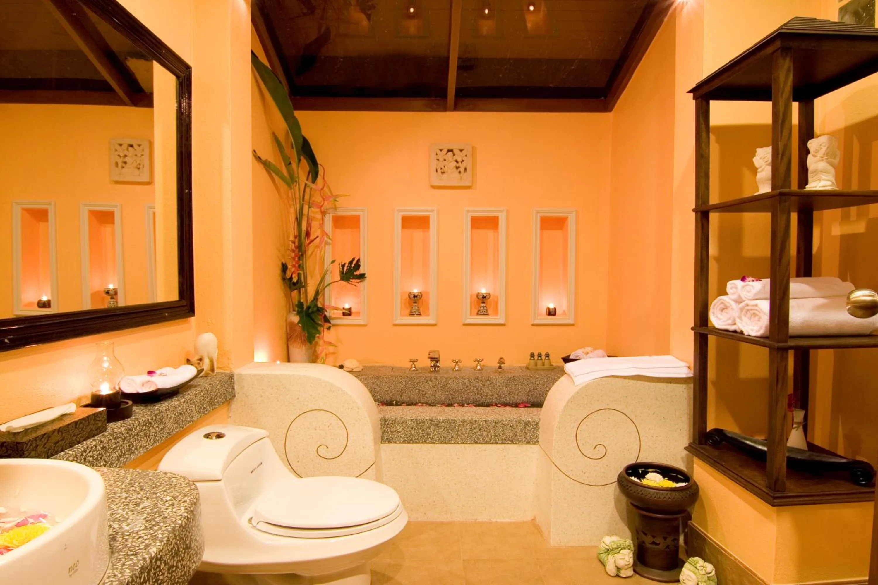 Bathroom in Kanok Buri Resort