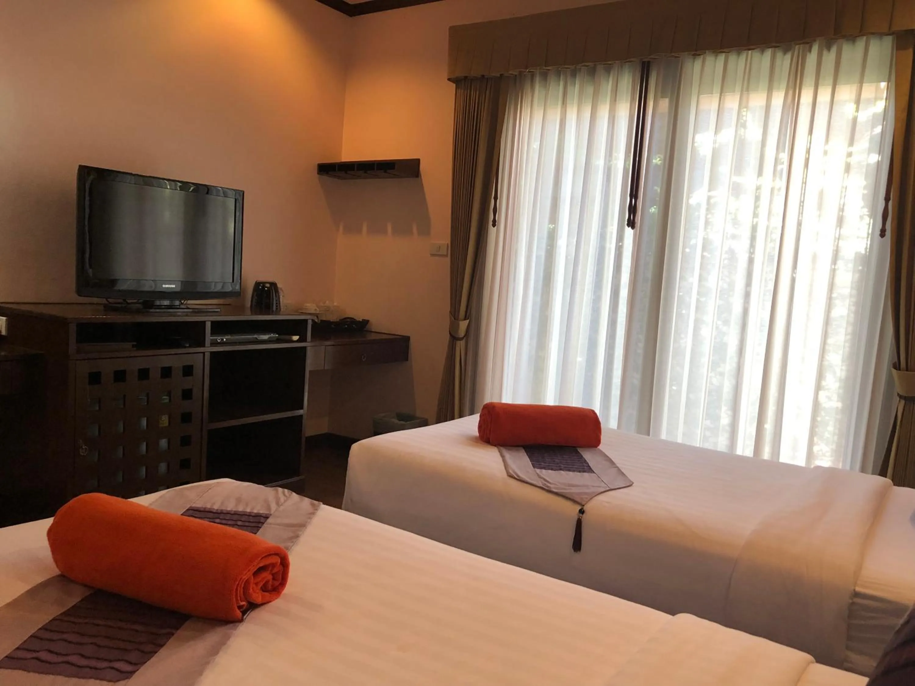 Bedroom, Bed in Kanok Buri Resort