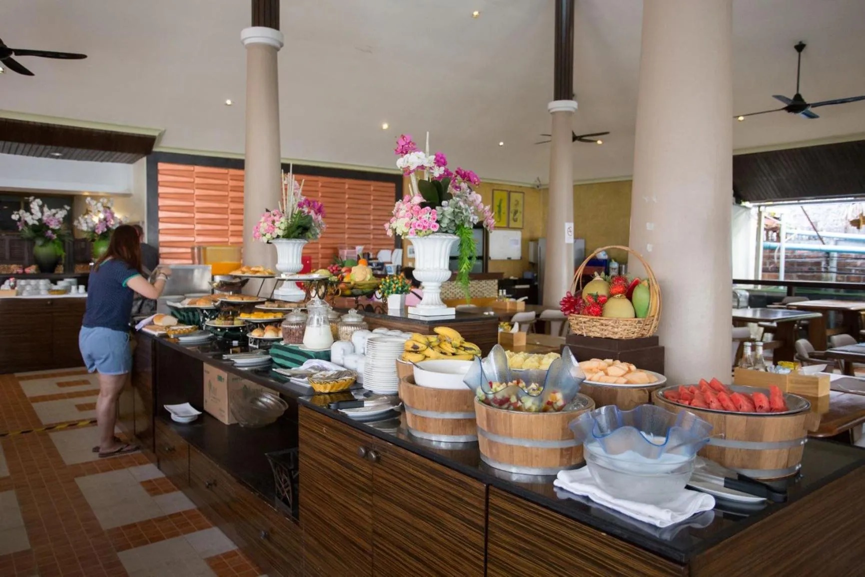 Restaurant/places to eat in Sita Beach Resort