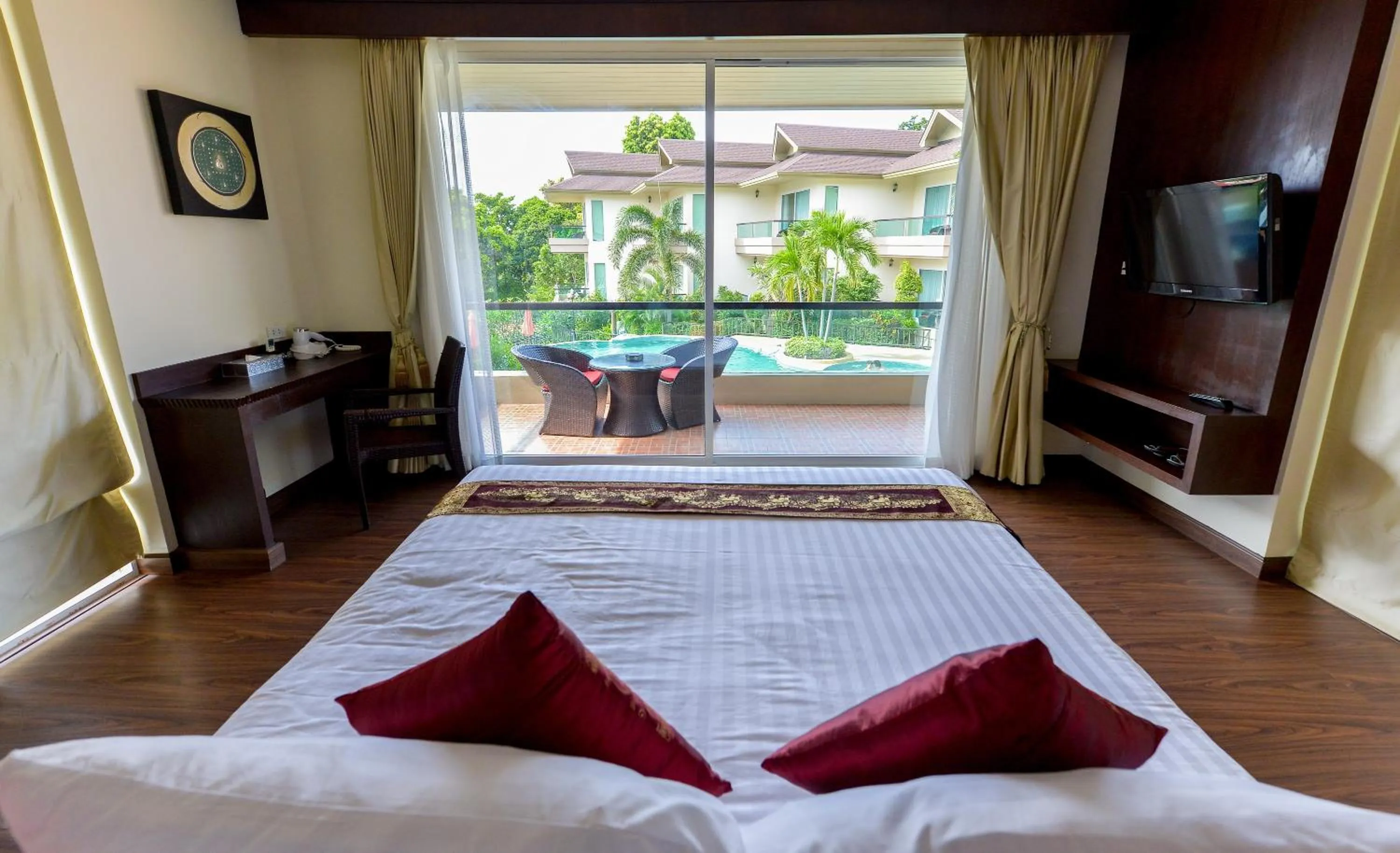 Photo of the whole room, Bed in Sita Beach Resort