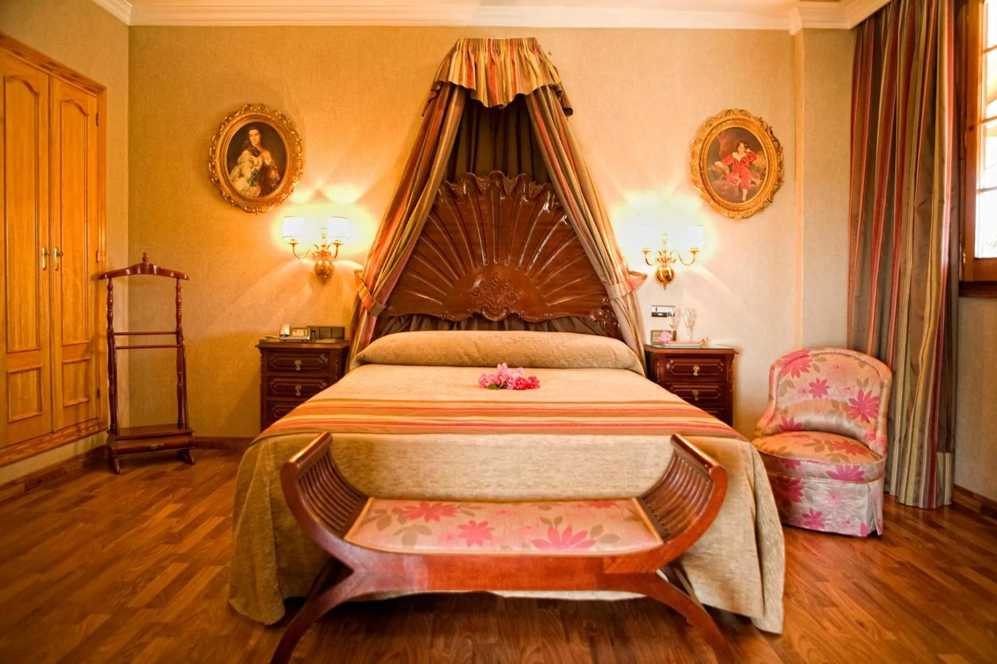 Bed in La Cueva Park