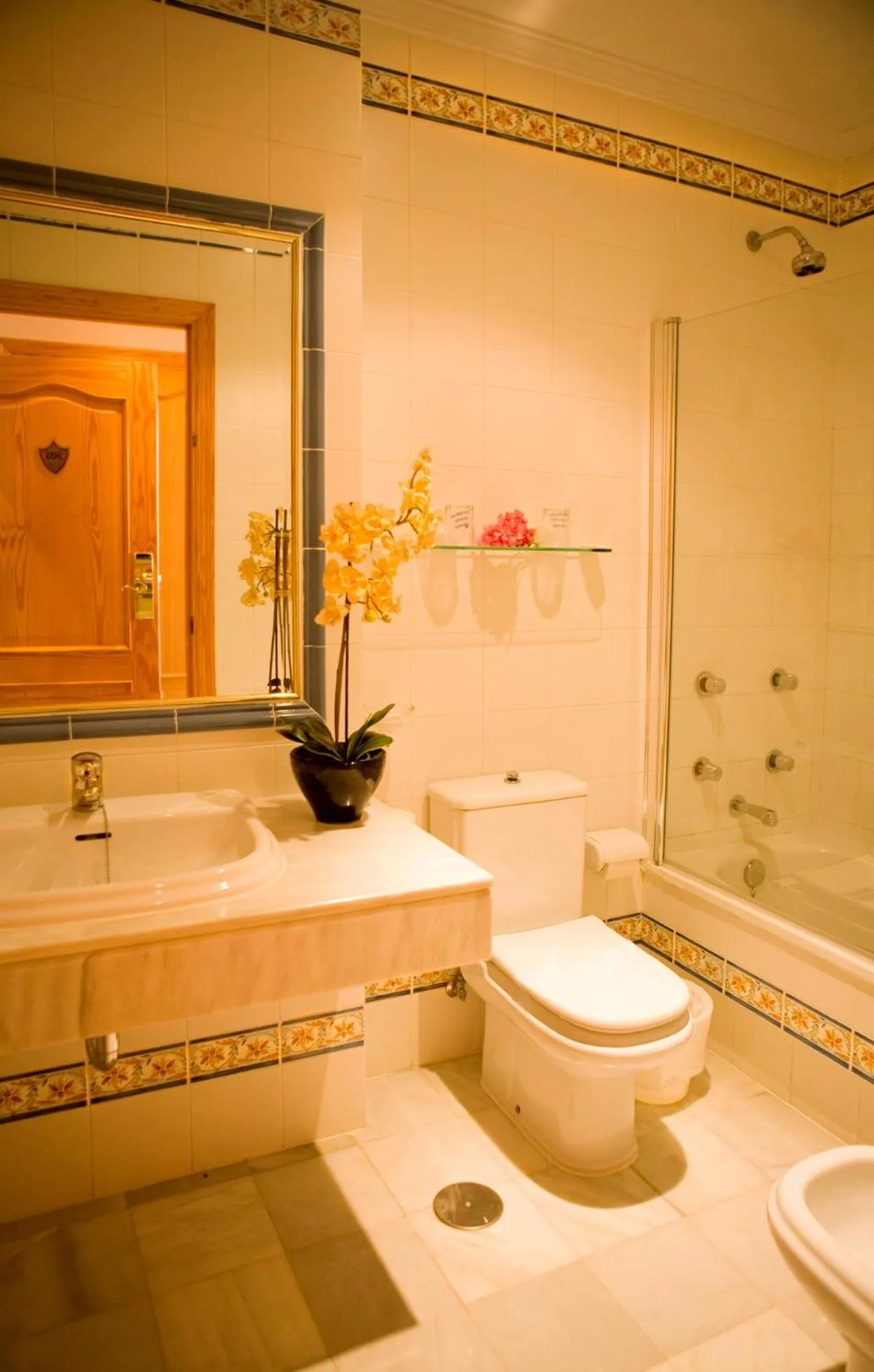 Toilet in La Cueva Park