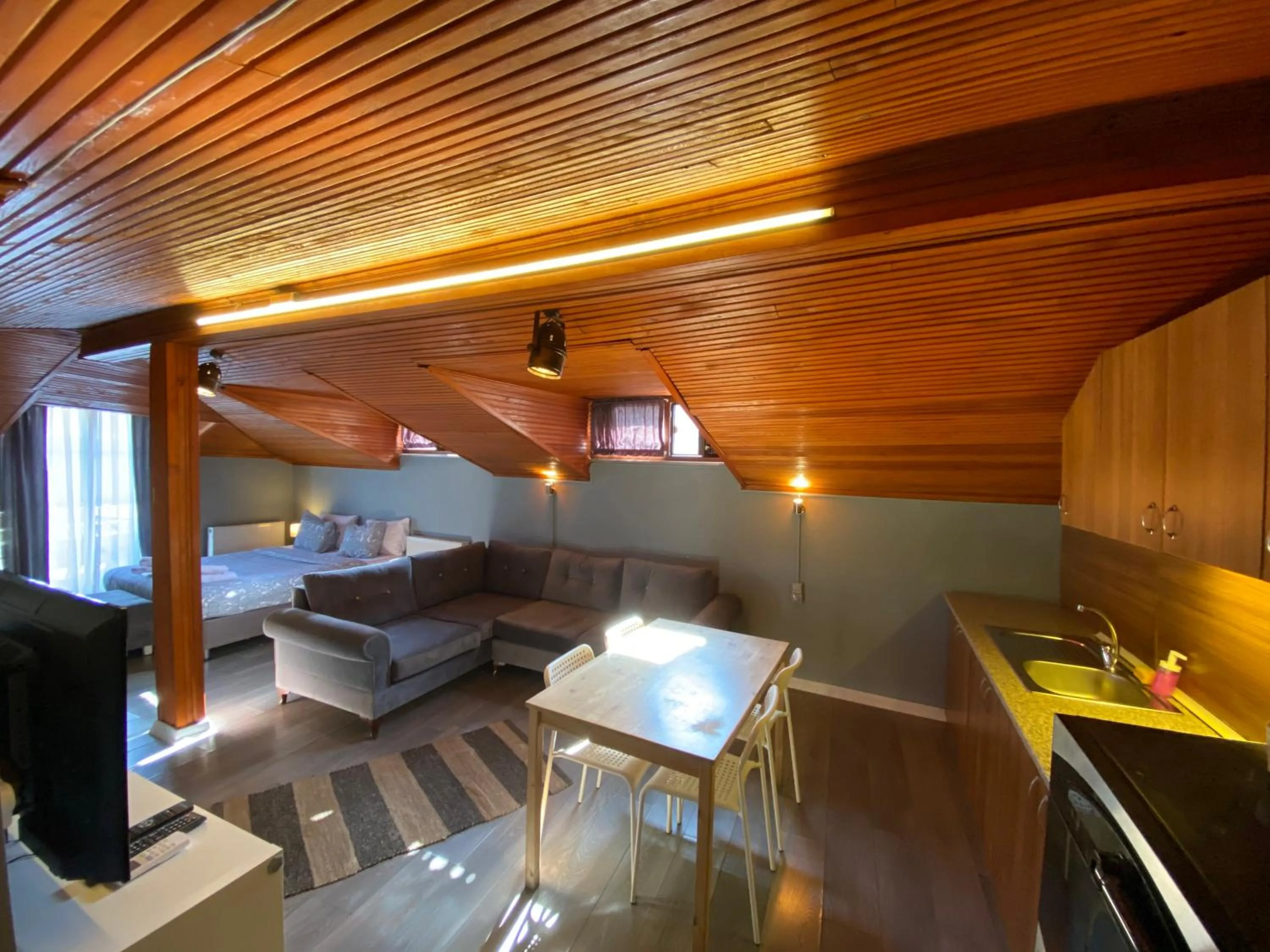 Kitchen or kitchenette, Bed in Flats Company - Karakoy Apartment