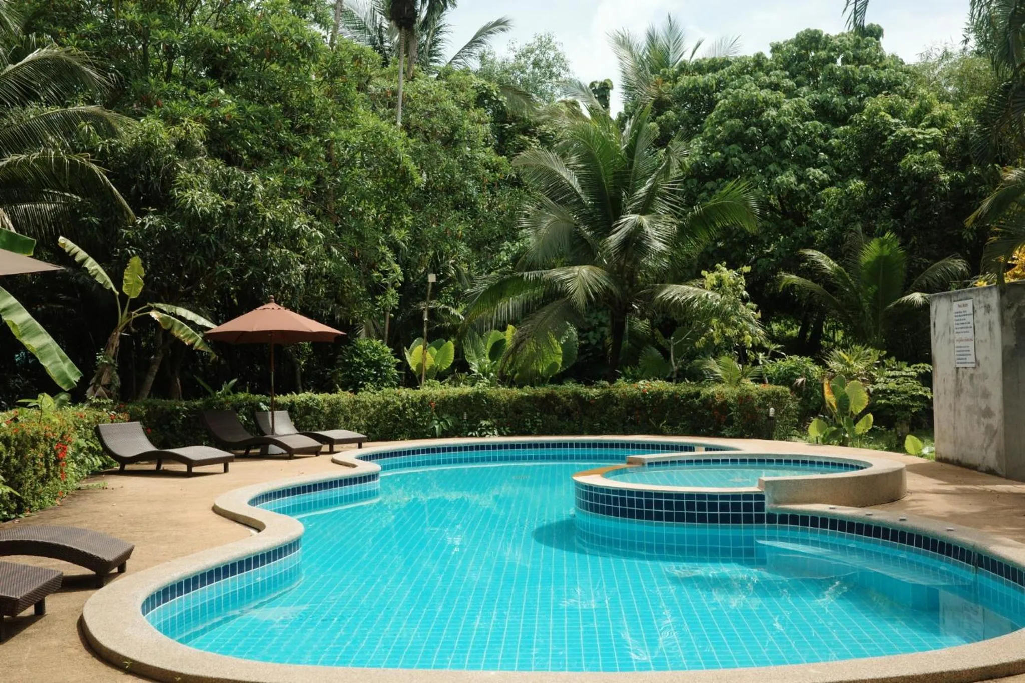 Swimming pool in Sunda Resort