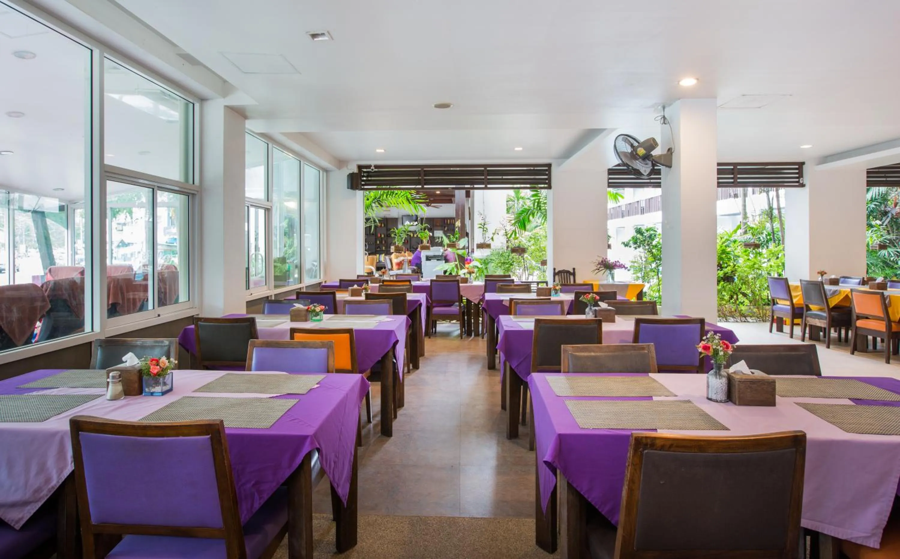 Restaurant/places to eat in Apasari Krabi - SHA Extra Plus