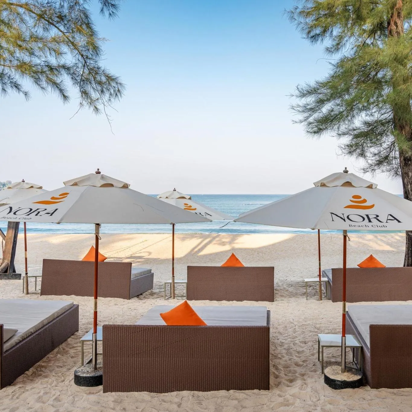 Restaurant/places to eat in Amora Beach Resort Phuket