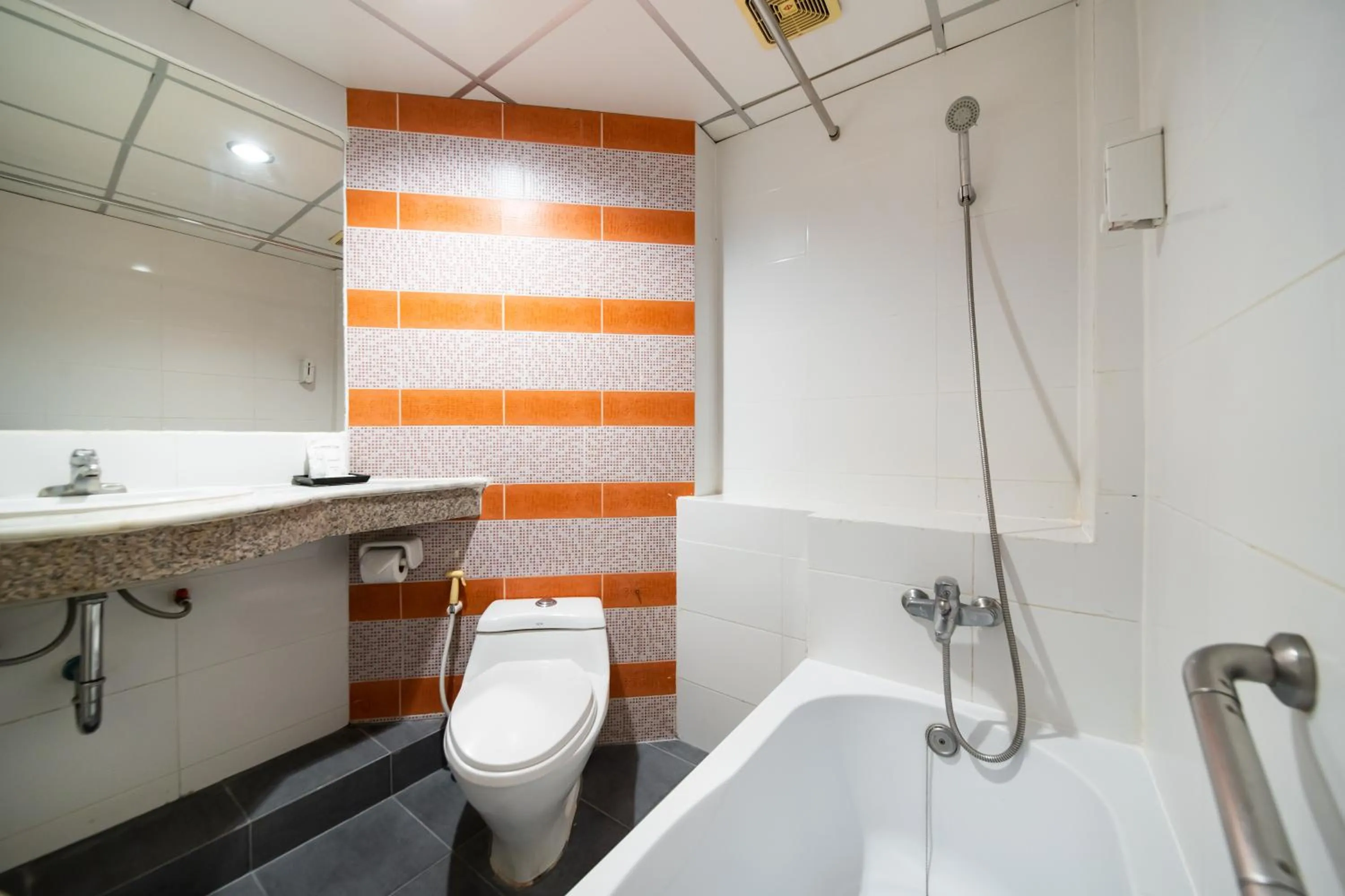 Bathroom in Bella Express