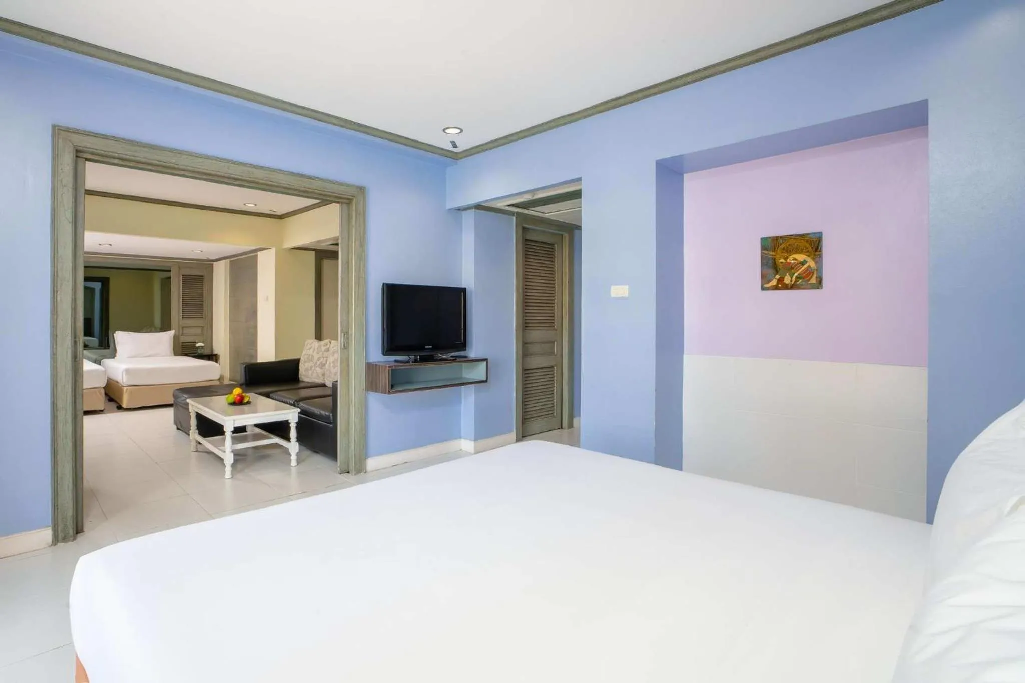 Photo of the whole room, Bed in Bella Express