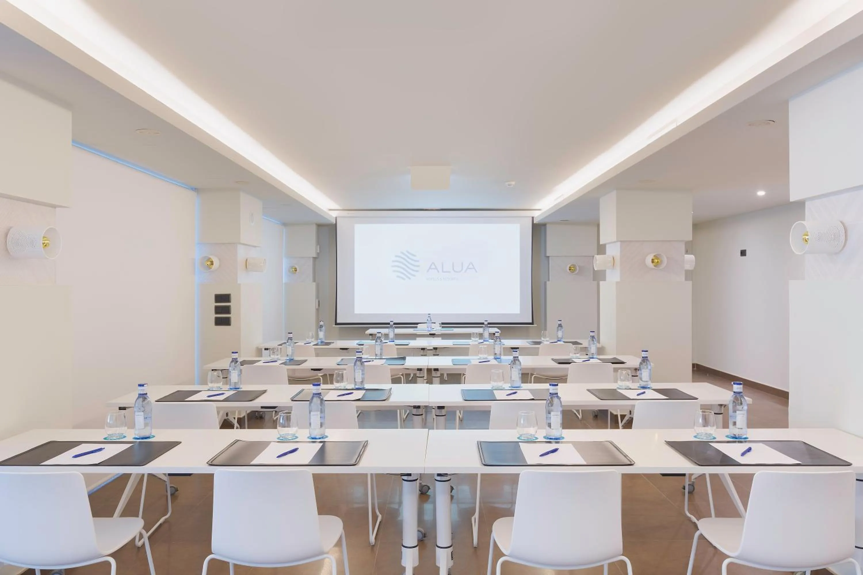 Business facilities in AluaSoul Palma Hotel Adults Only