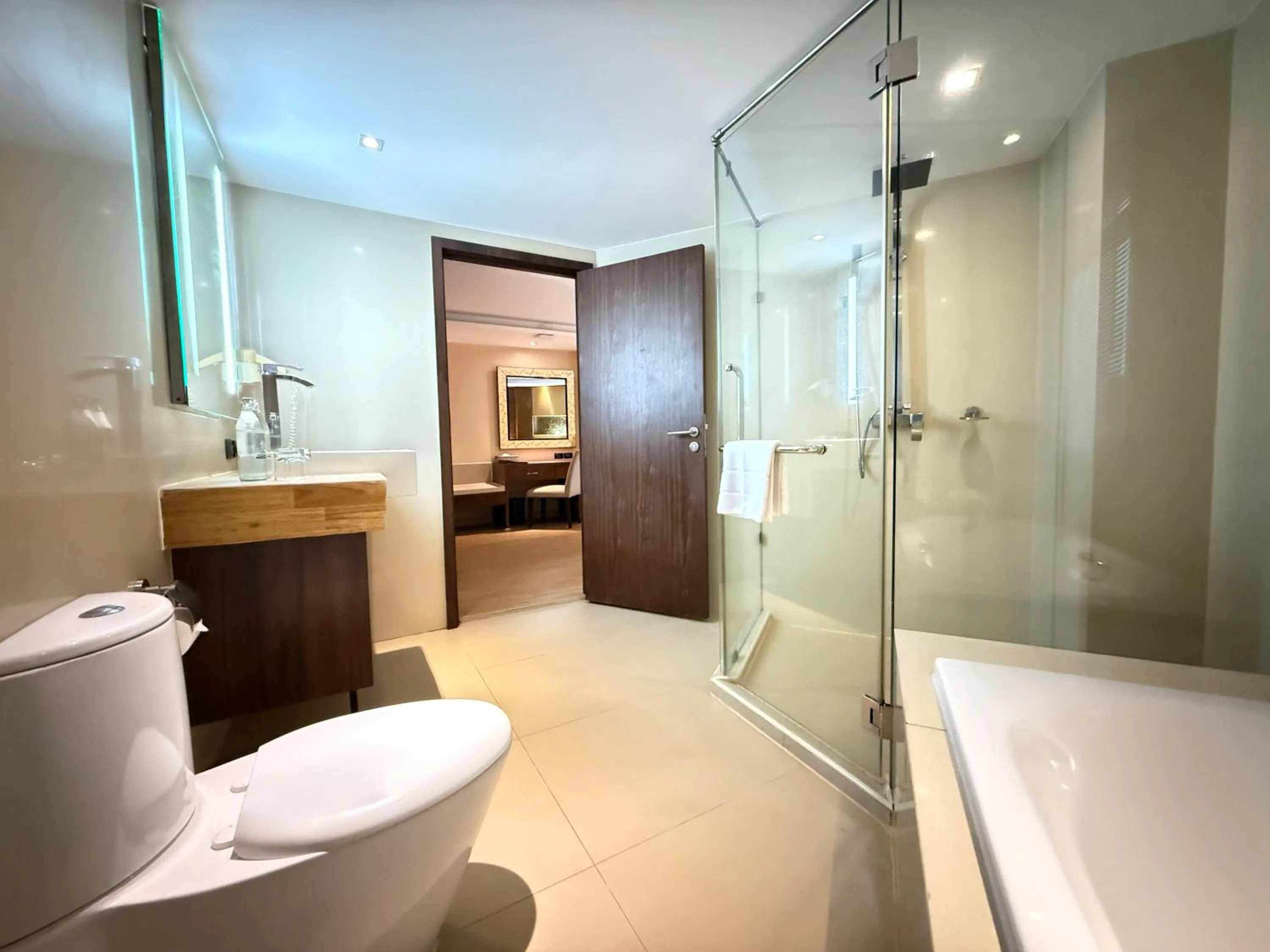 Bathroom in Nova Gold Hotel Pattaya