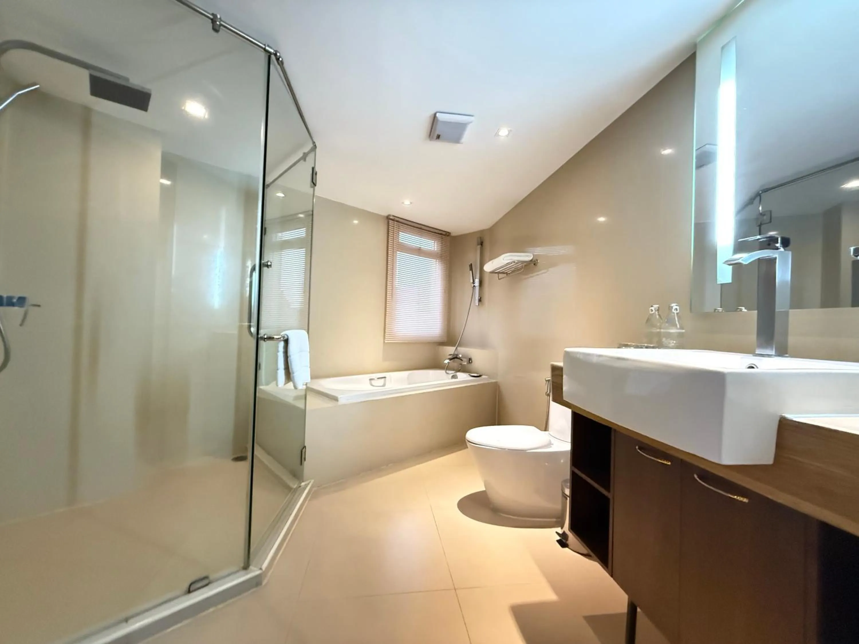 Bathroom in Nova Gold Hotel Pattaya