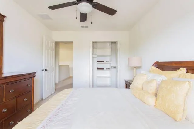 Bedroom, Bed in Clearwater Holiday Home