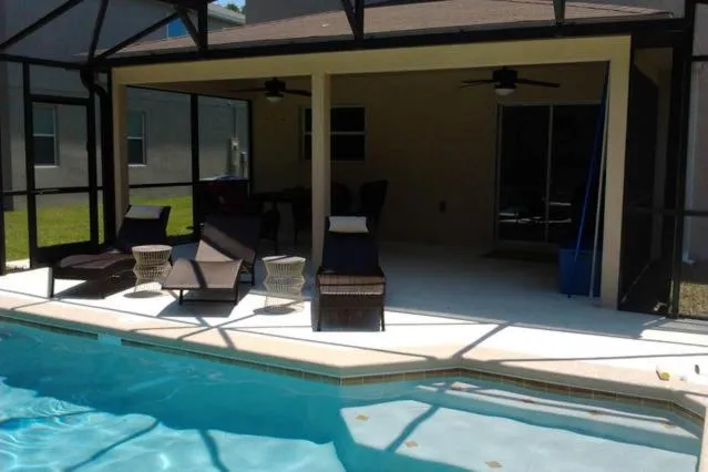 Swimming pool in Clearwater Holiday Home
