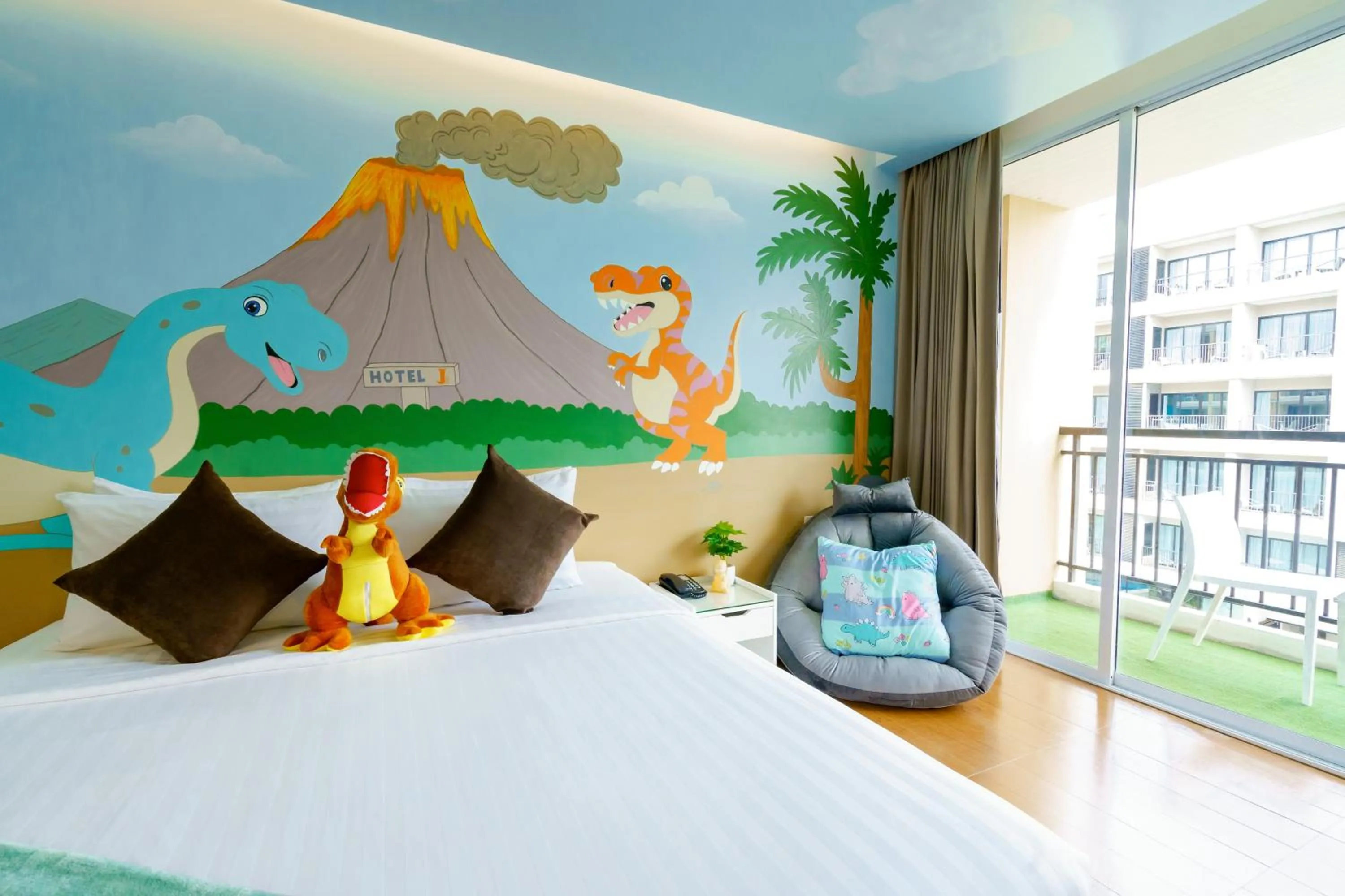 Bed in Hotel J Pattaya