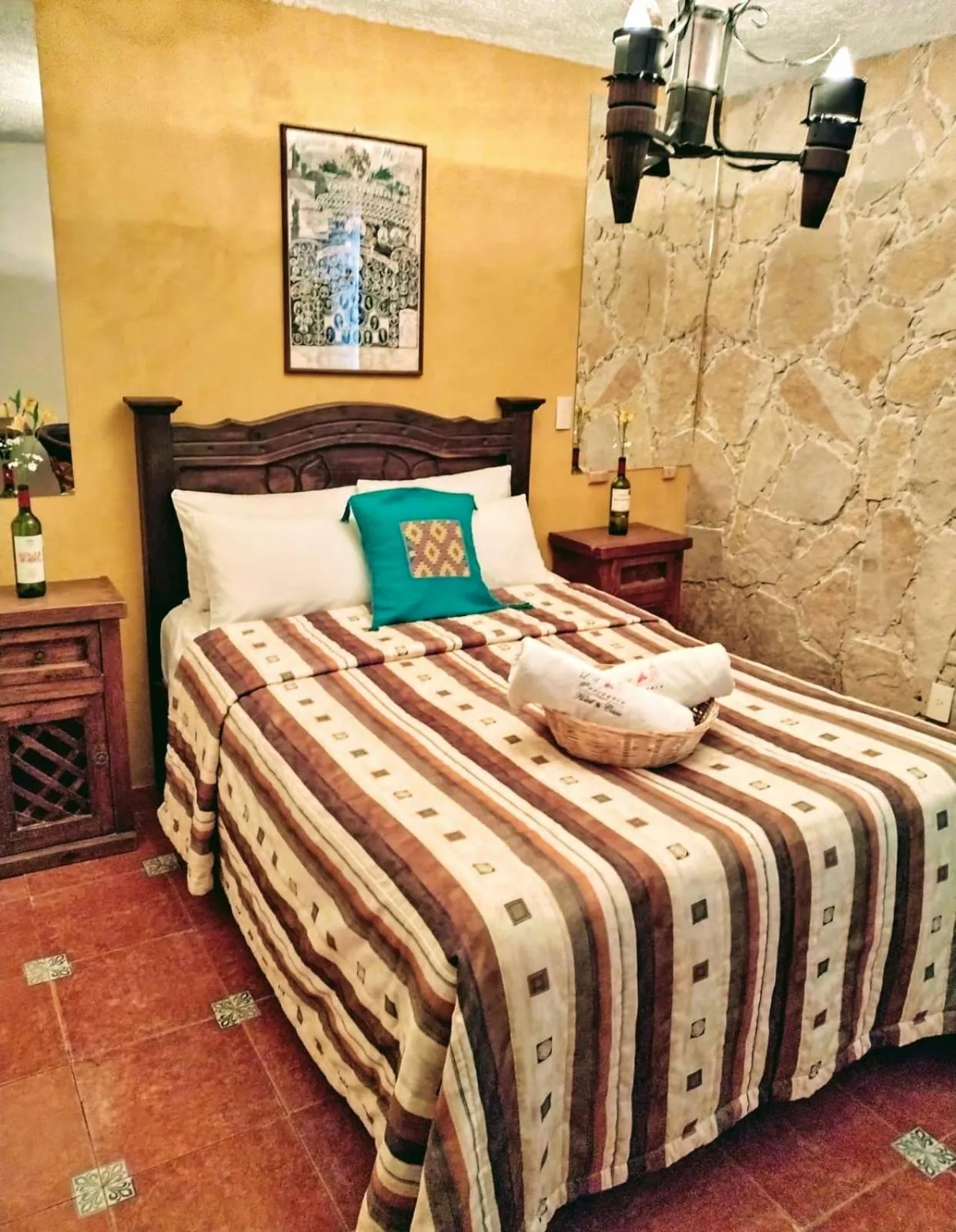 Bed in Hotel & Cava La Parroquia