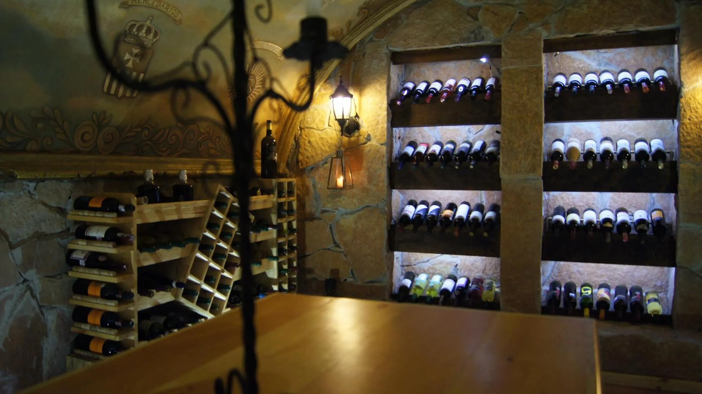 Alcoholic drinks in Hotel & Cava La Parroquia