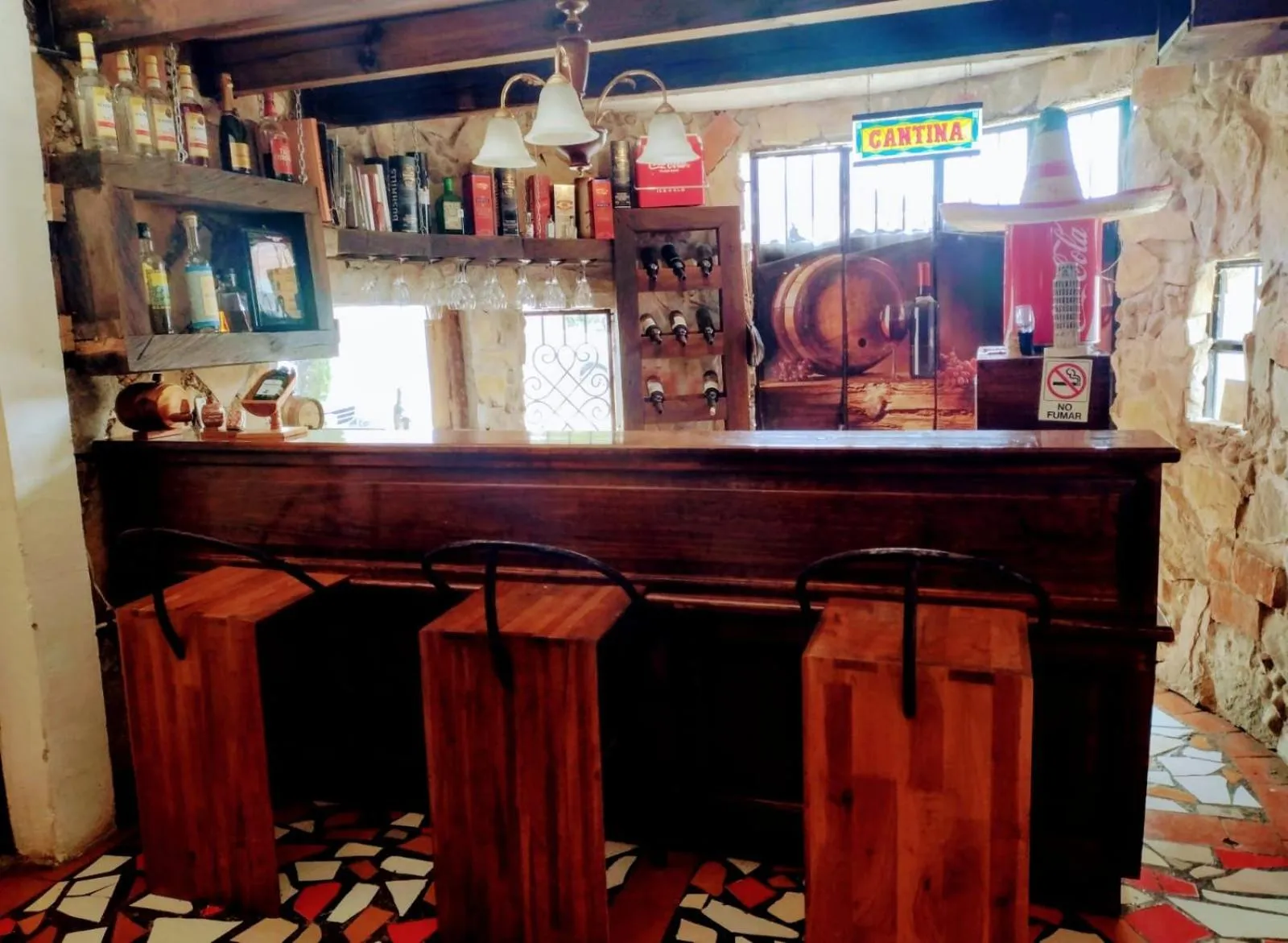 Lounge or bar in Hotel & Cava La Parroquia