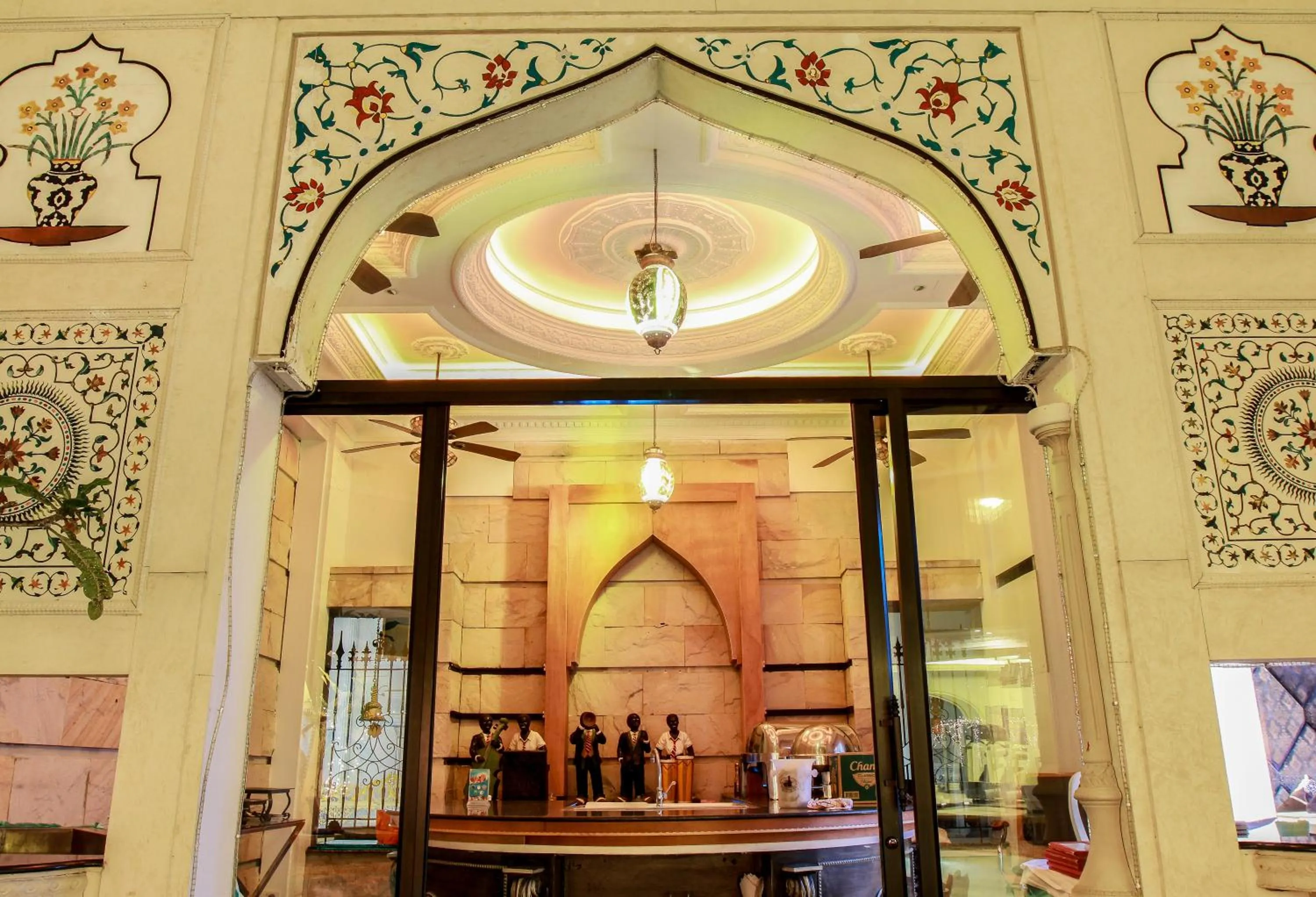 Lounge or bar in Four Seasons Place Pattaya