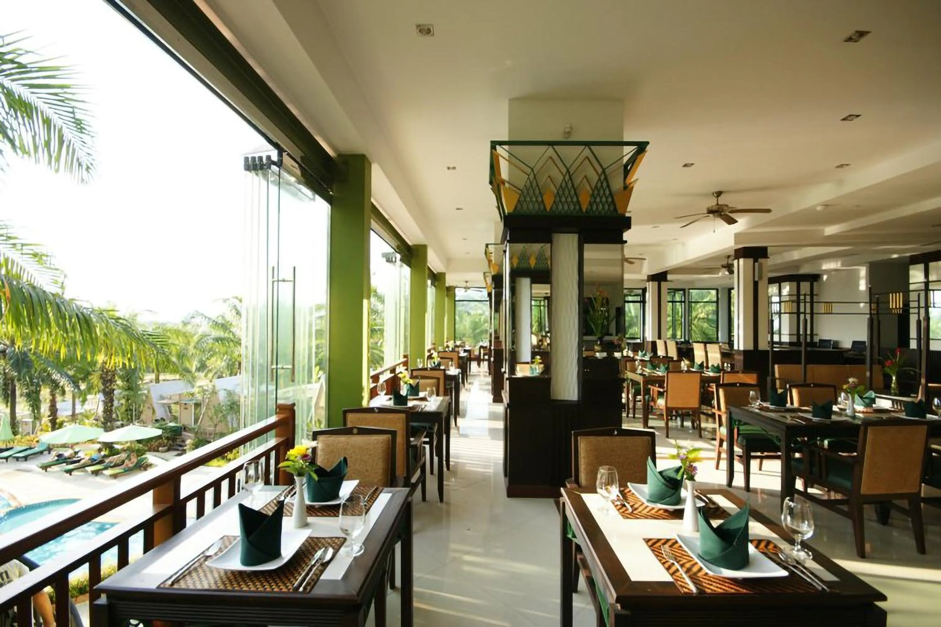 Restaurant/places to eat in Palm Paradise, Aonang Resort