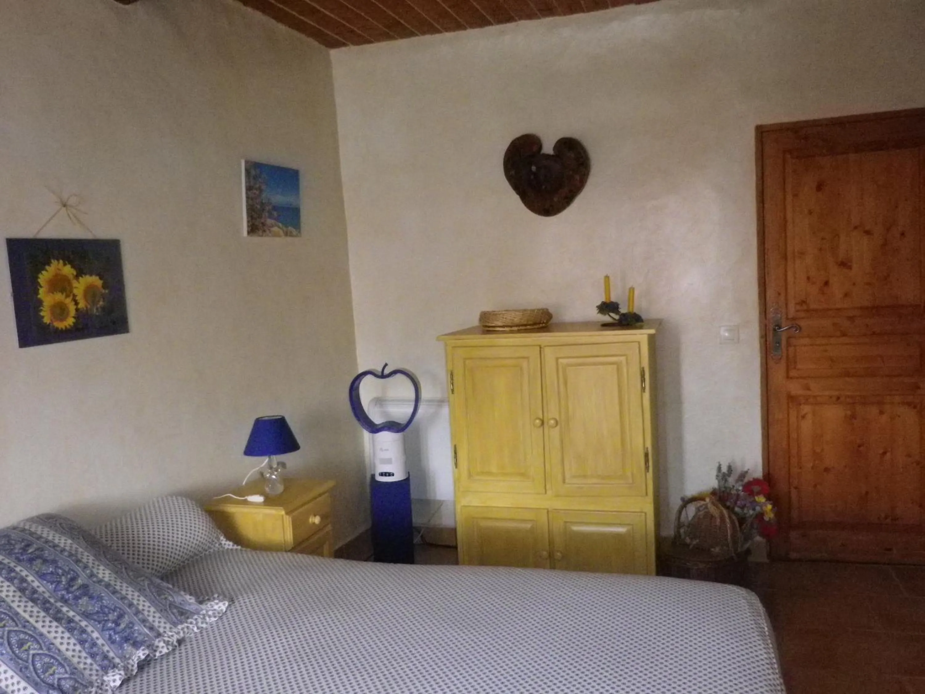 Bed in Chez Catherine