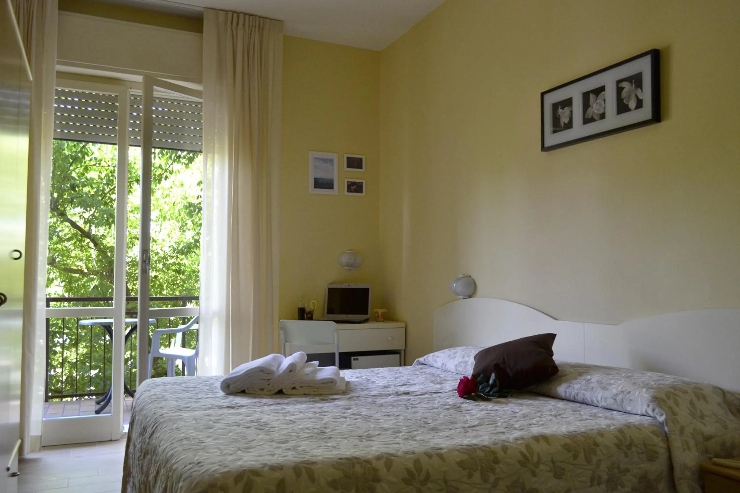 Bed in Hotel Beverly