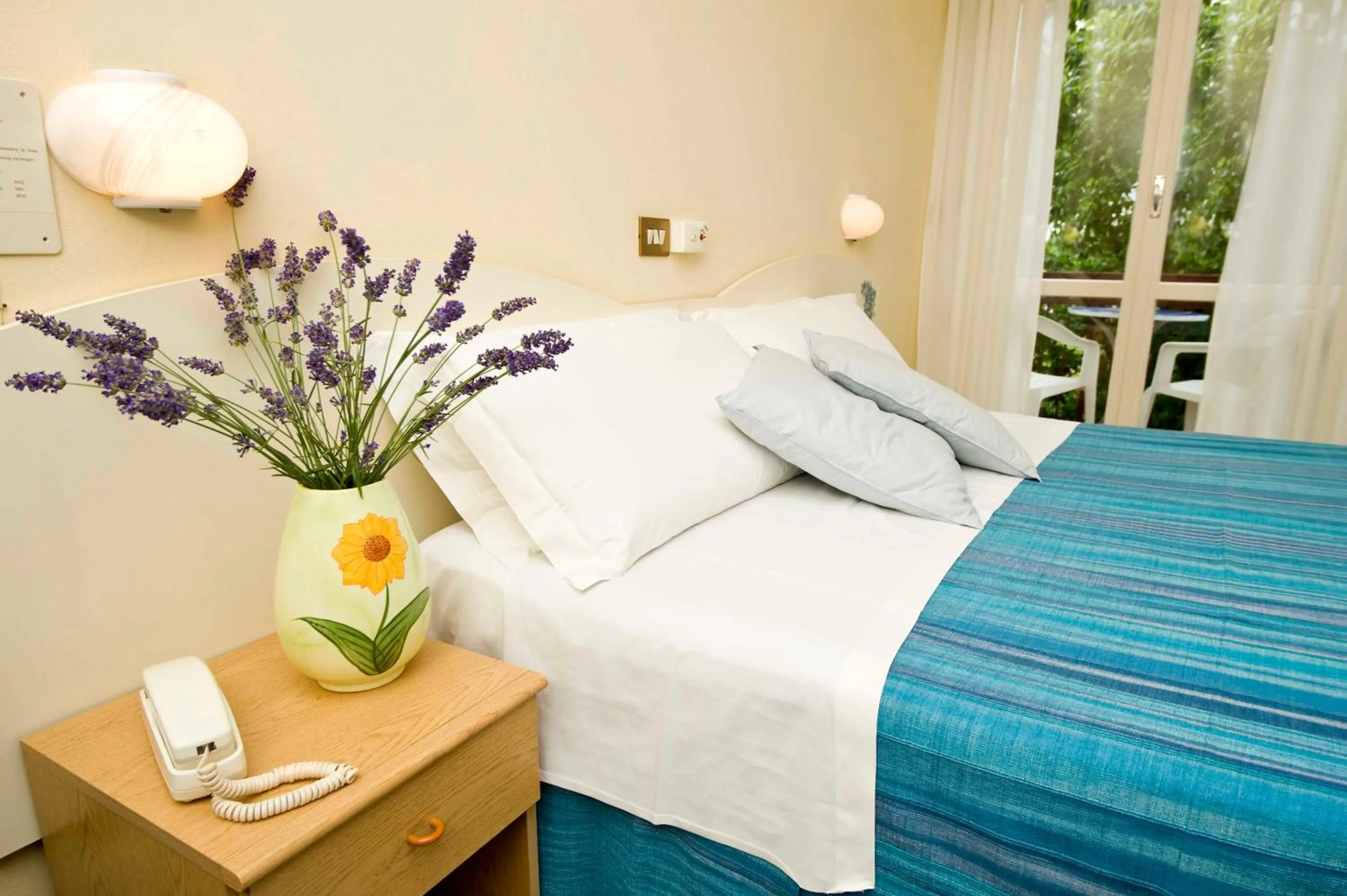 Bed in Hotel Beverly