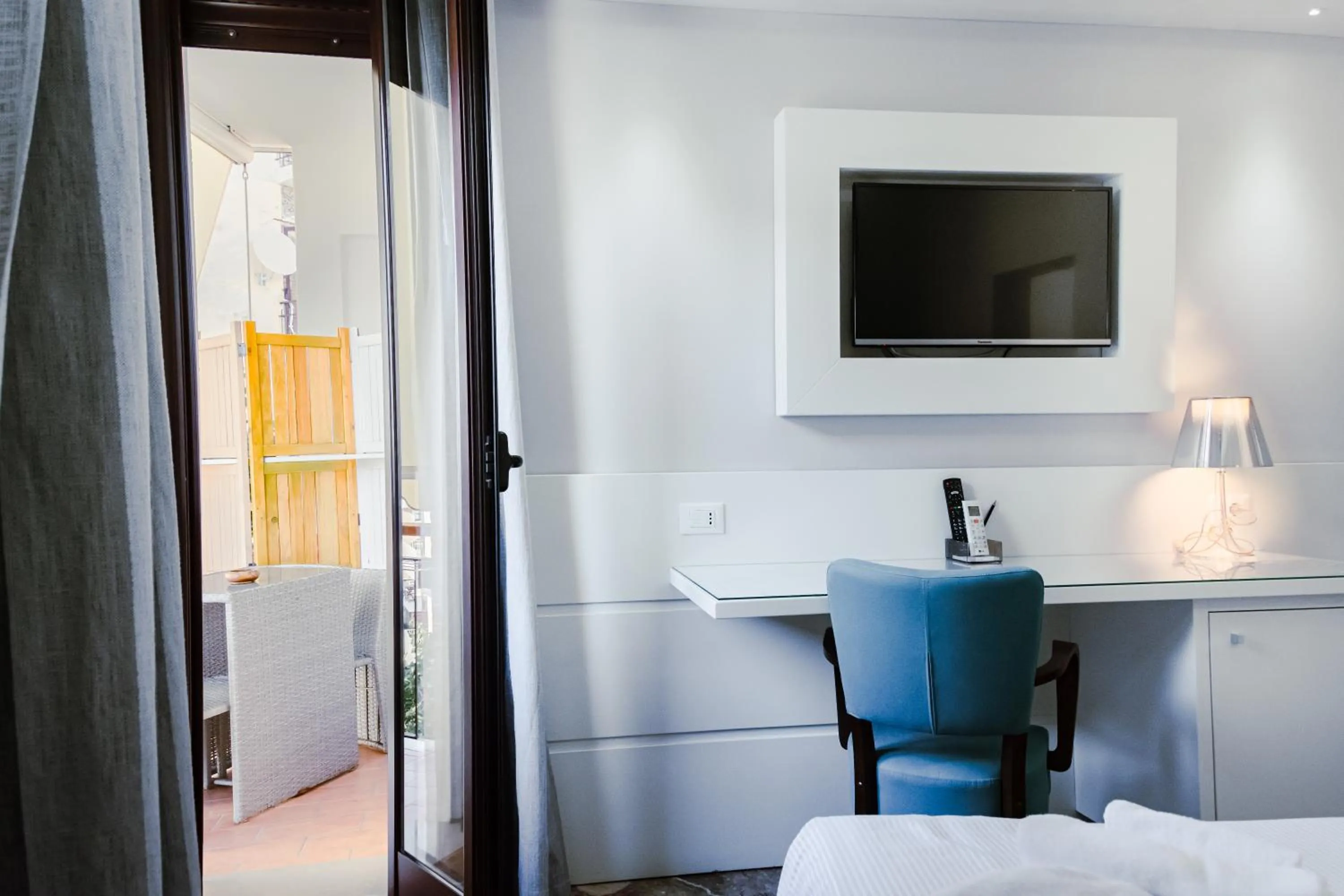 hair dresser, Bed in B&B Vanity