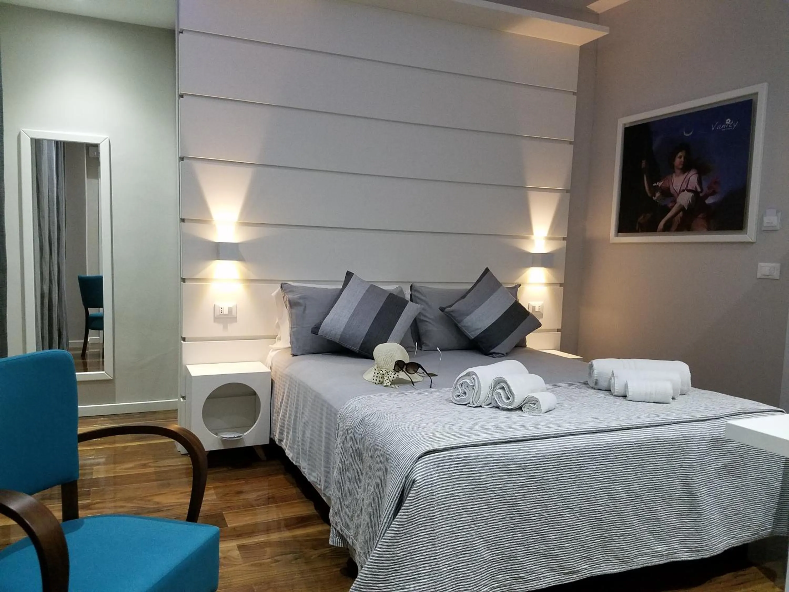 Bedroom, Bed in B&B Vanity