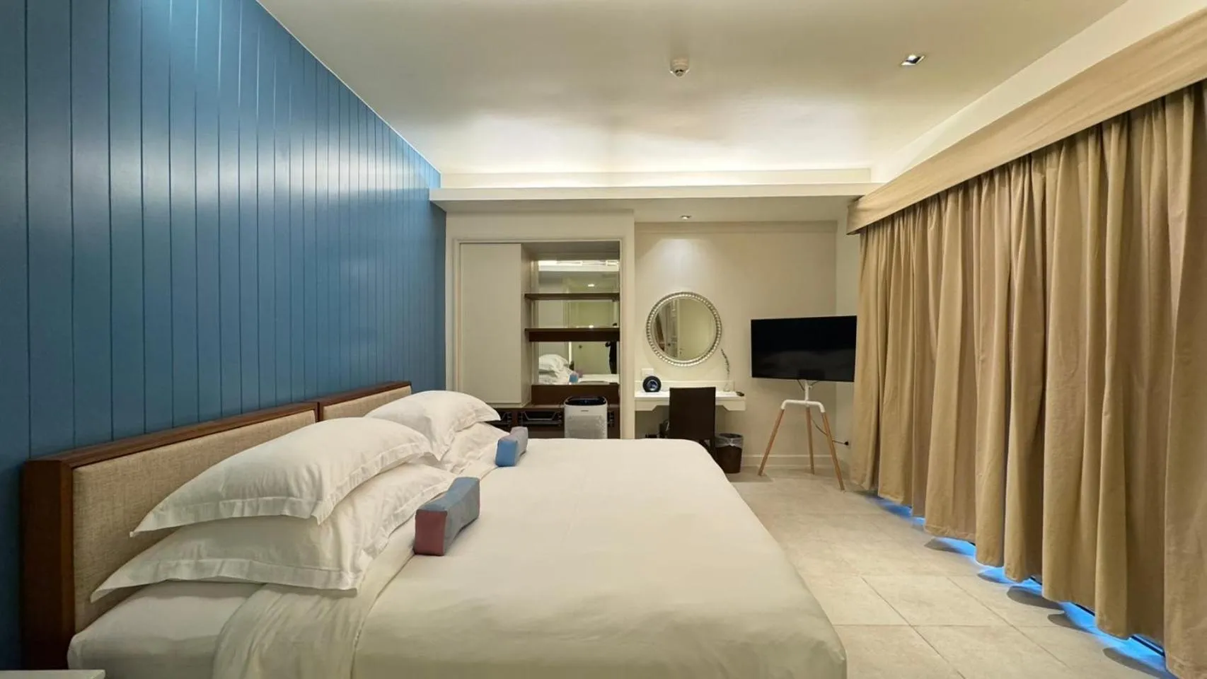 Bedroom, Bed in Rest Detail Hotel Hua Hin