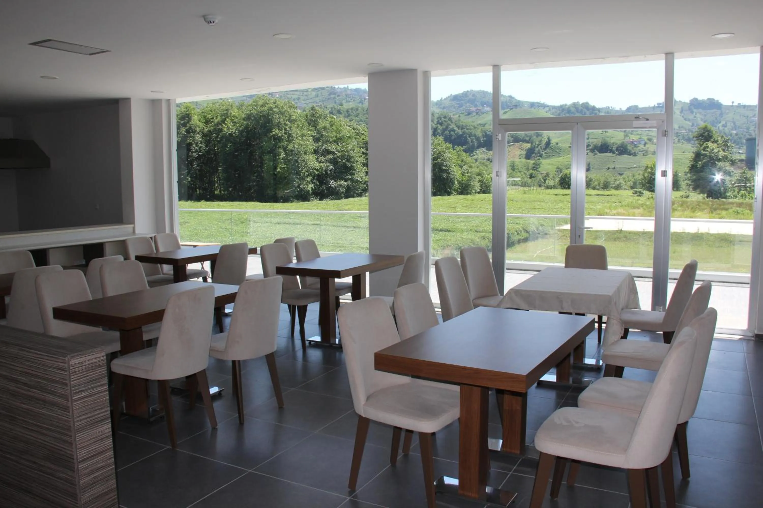 Restaurant/places to eat in Mori Sport Hotel