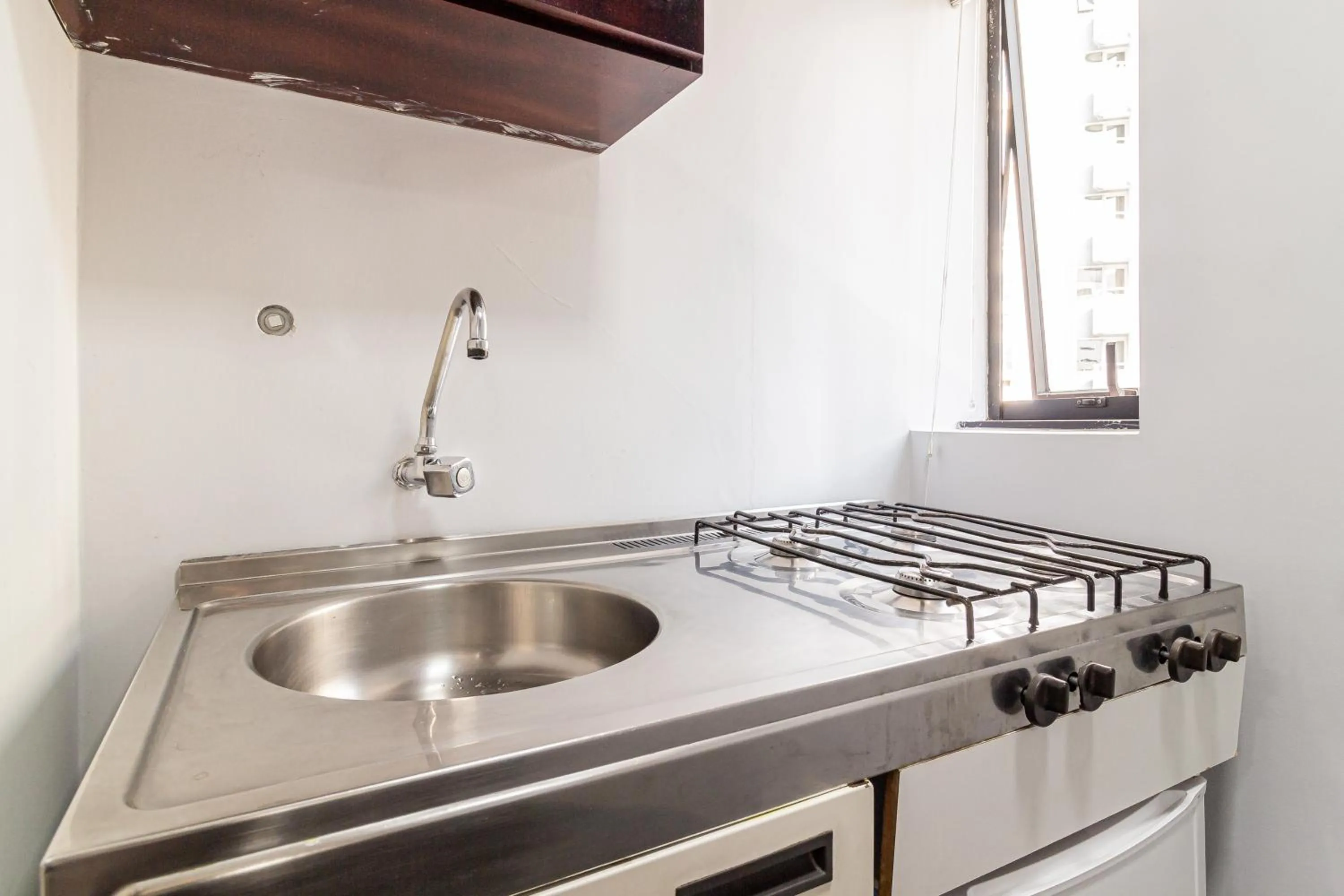 stove in H4 Fortune Jardins