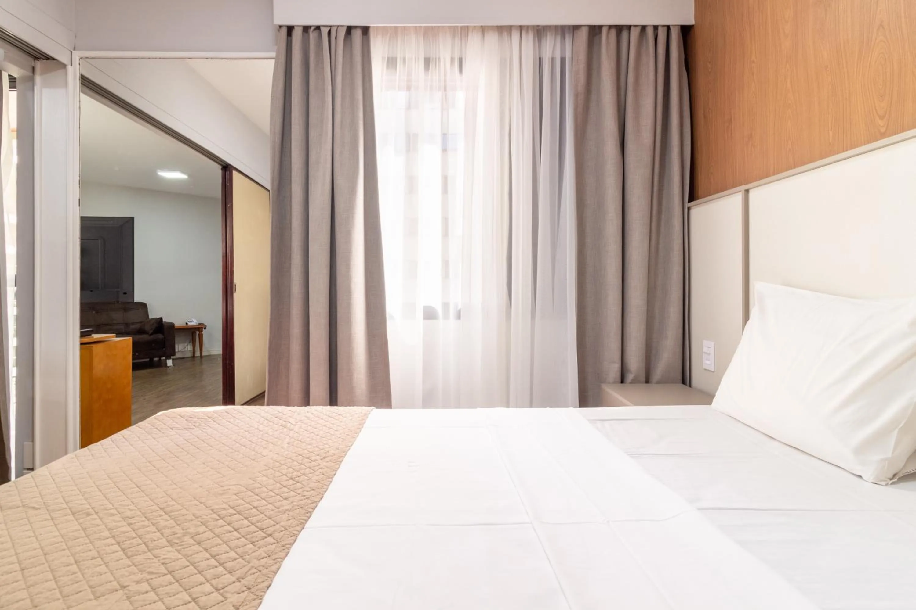 Bed in H4 Fortune Jardins