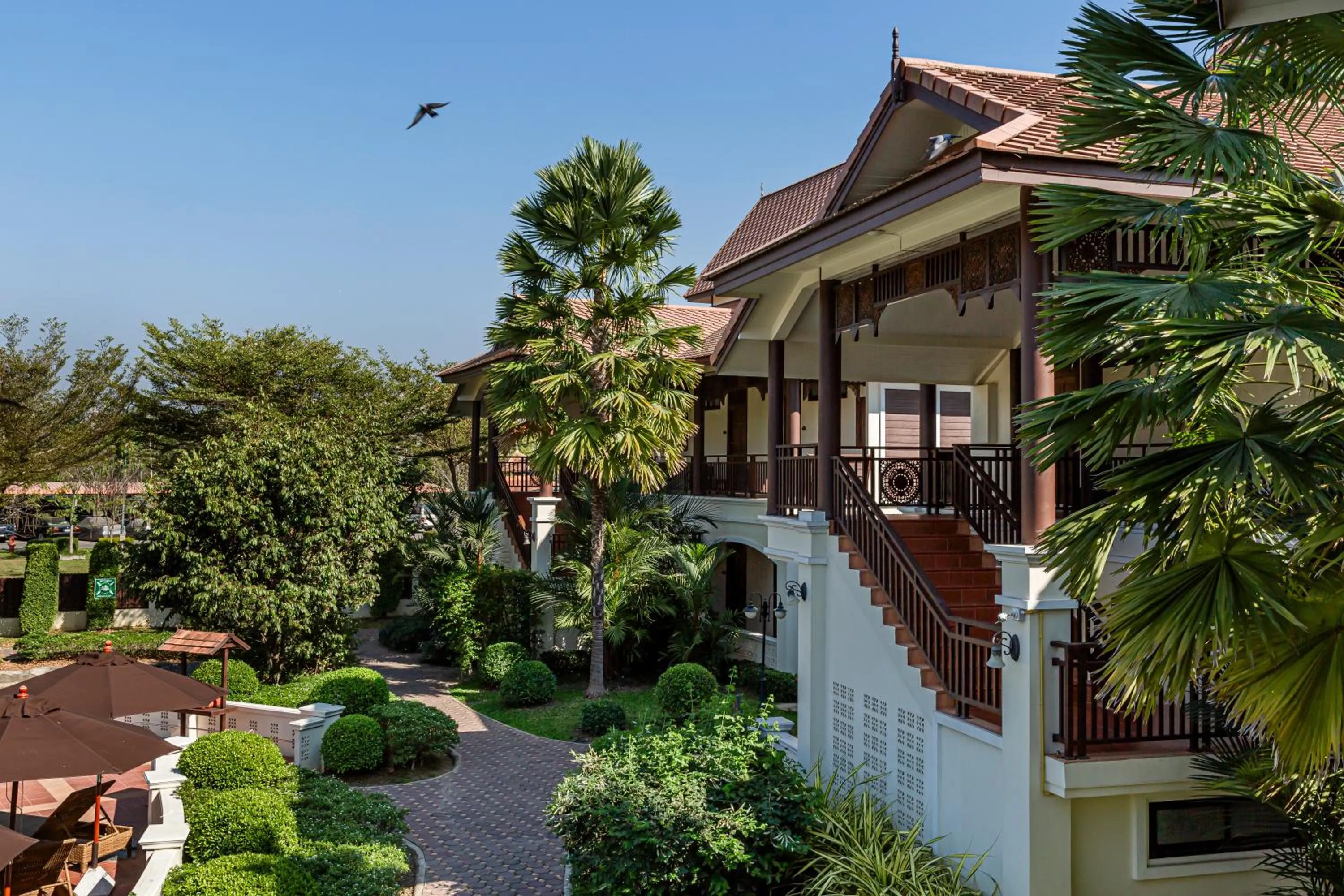 Property building in Horizon Village & Resort