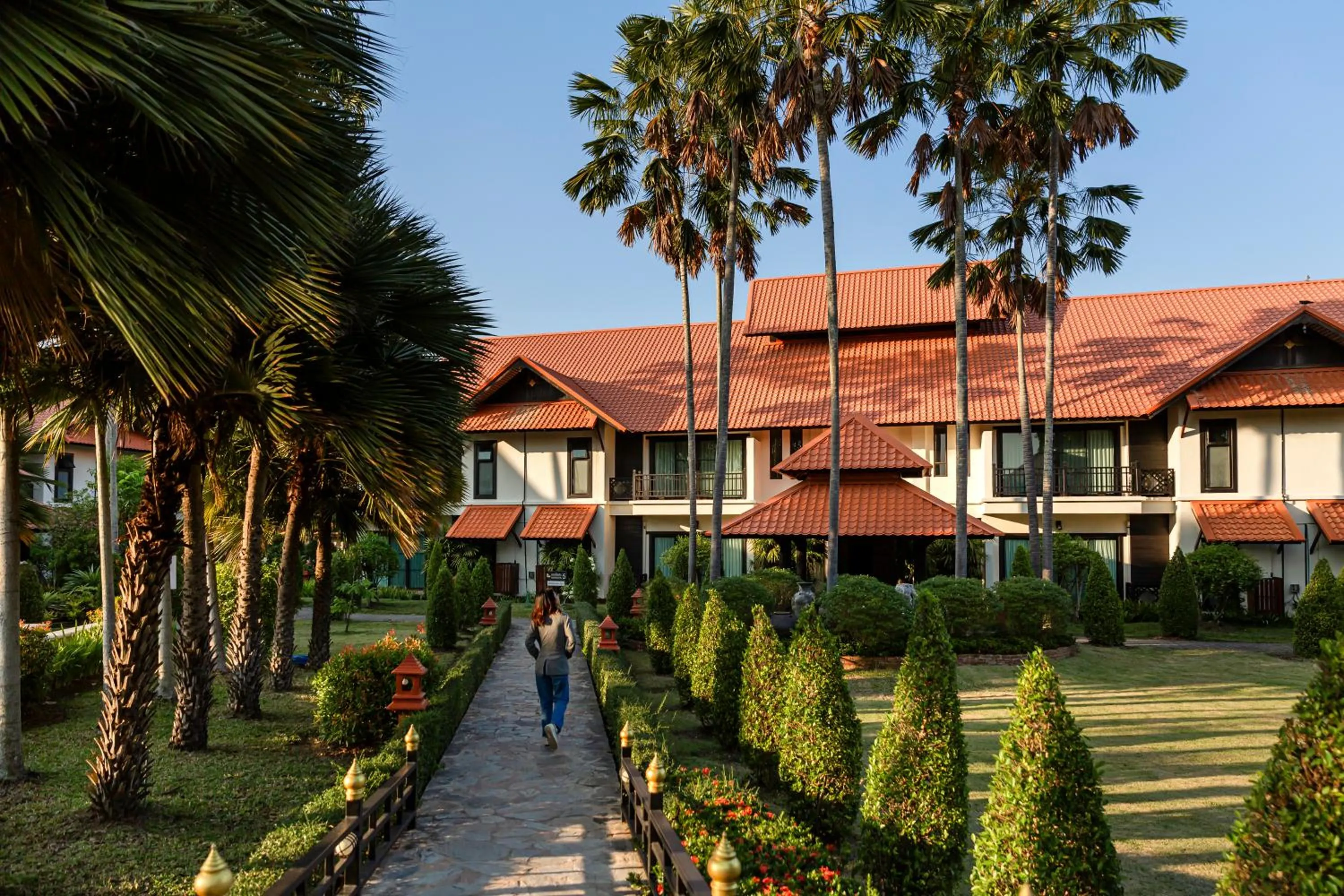 Property building in Horizon Village & Resort