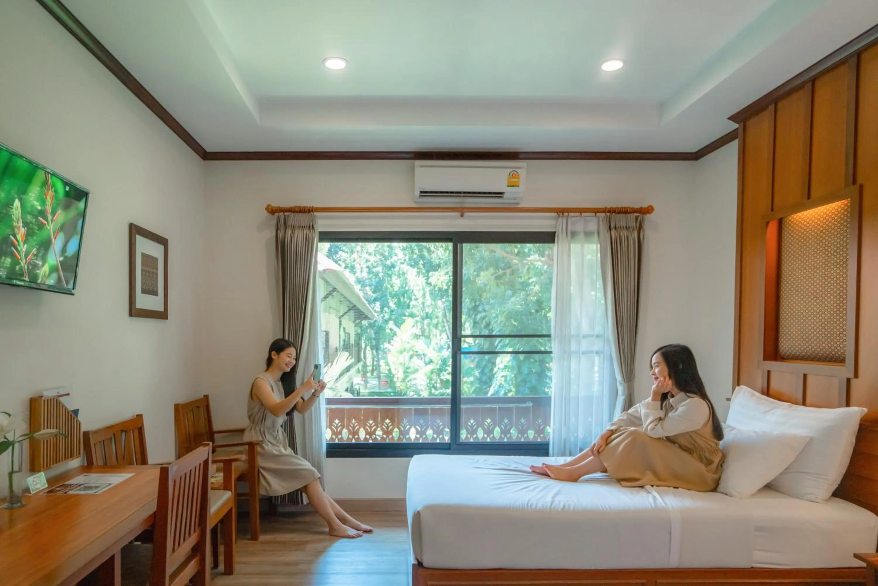 Bed in Horizon Village & Resort