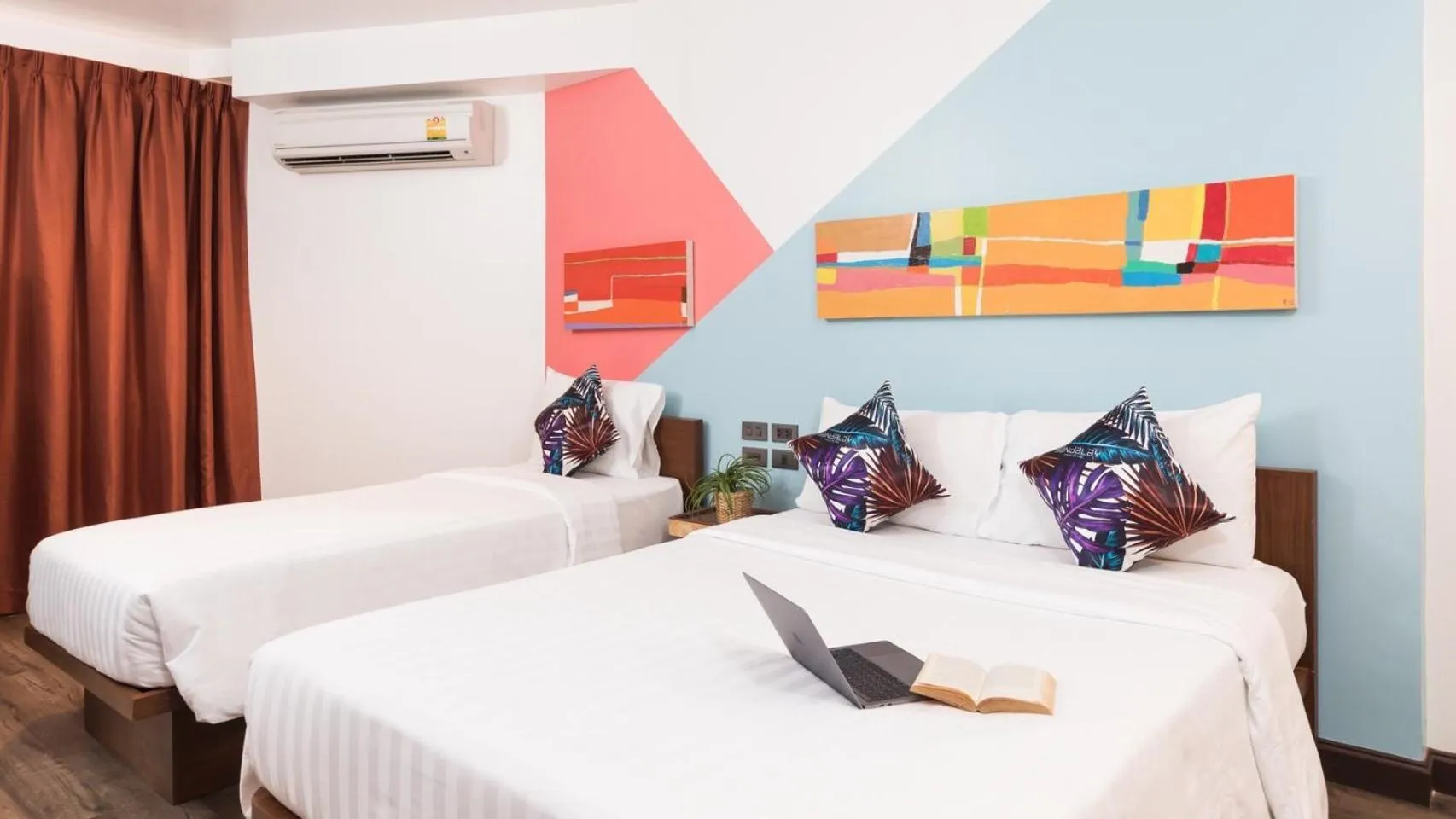 Photo of the whole room, Bed in Sandalay Resort