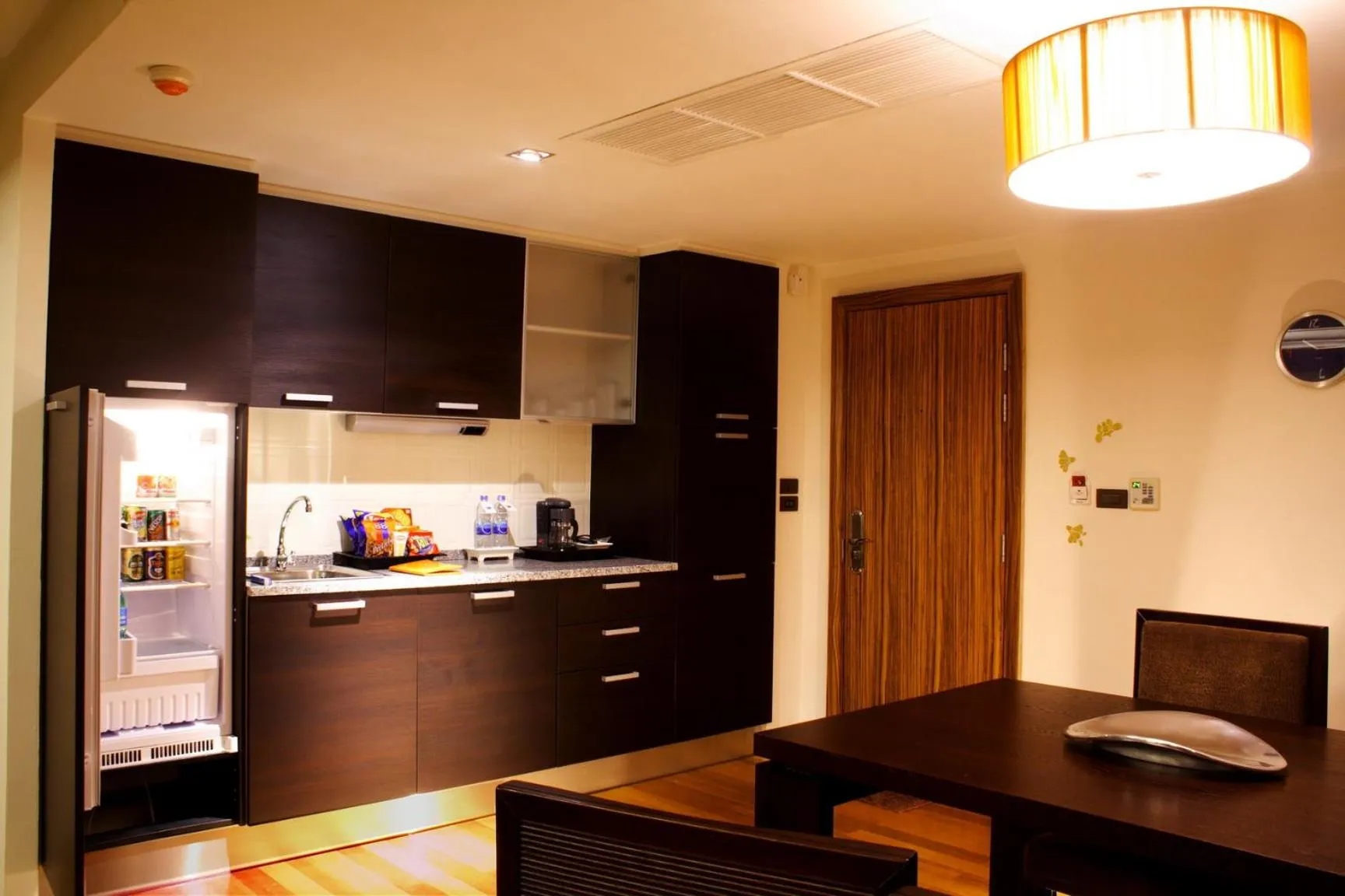 Restaurant/places to eat in LK Mantra Pura Resort