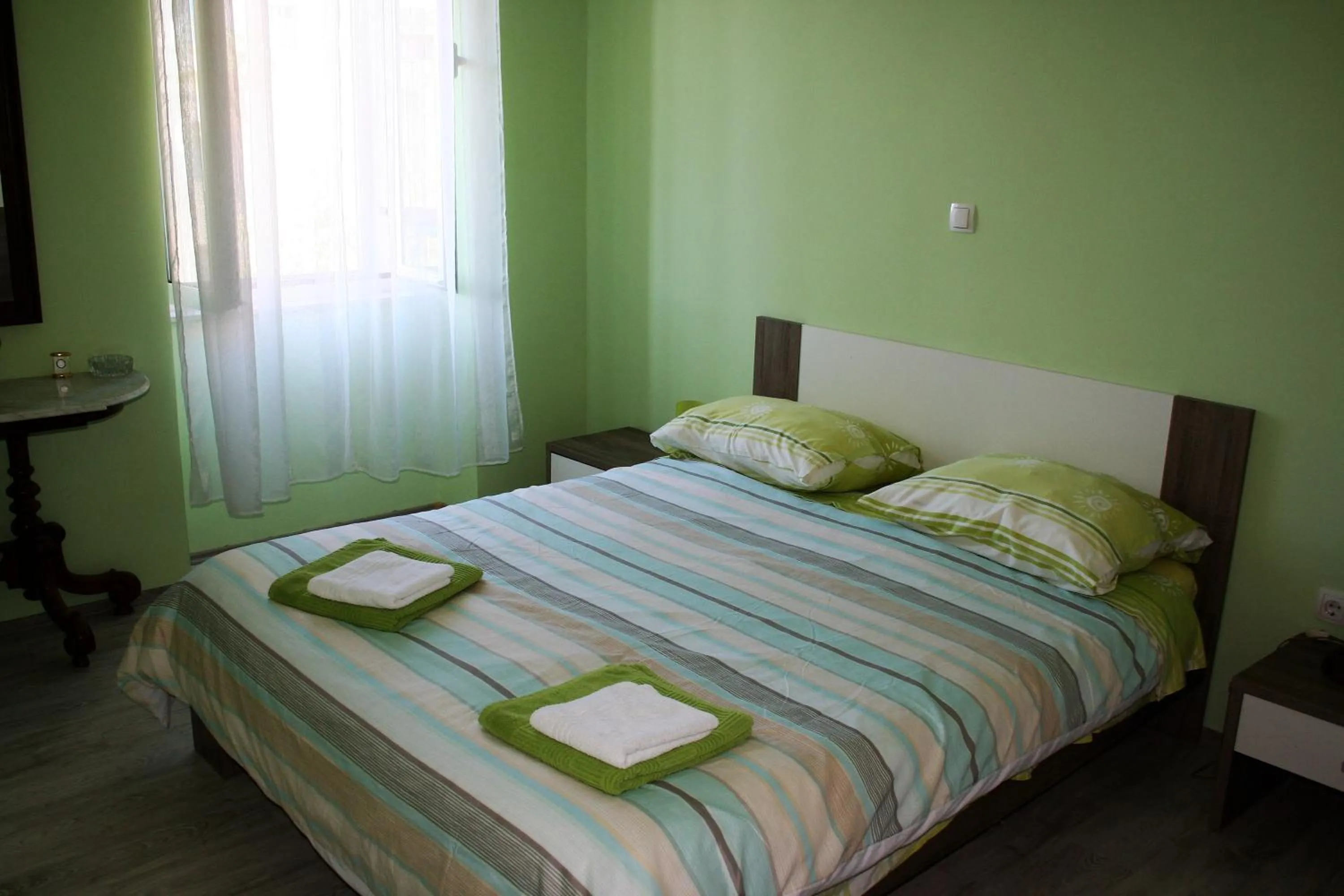 Bed in Pavelin apartments