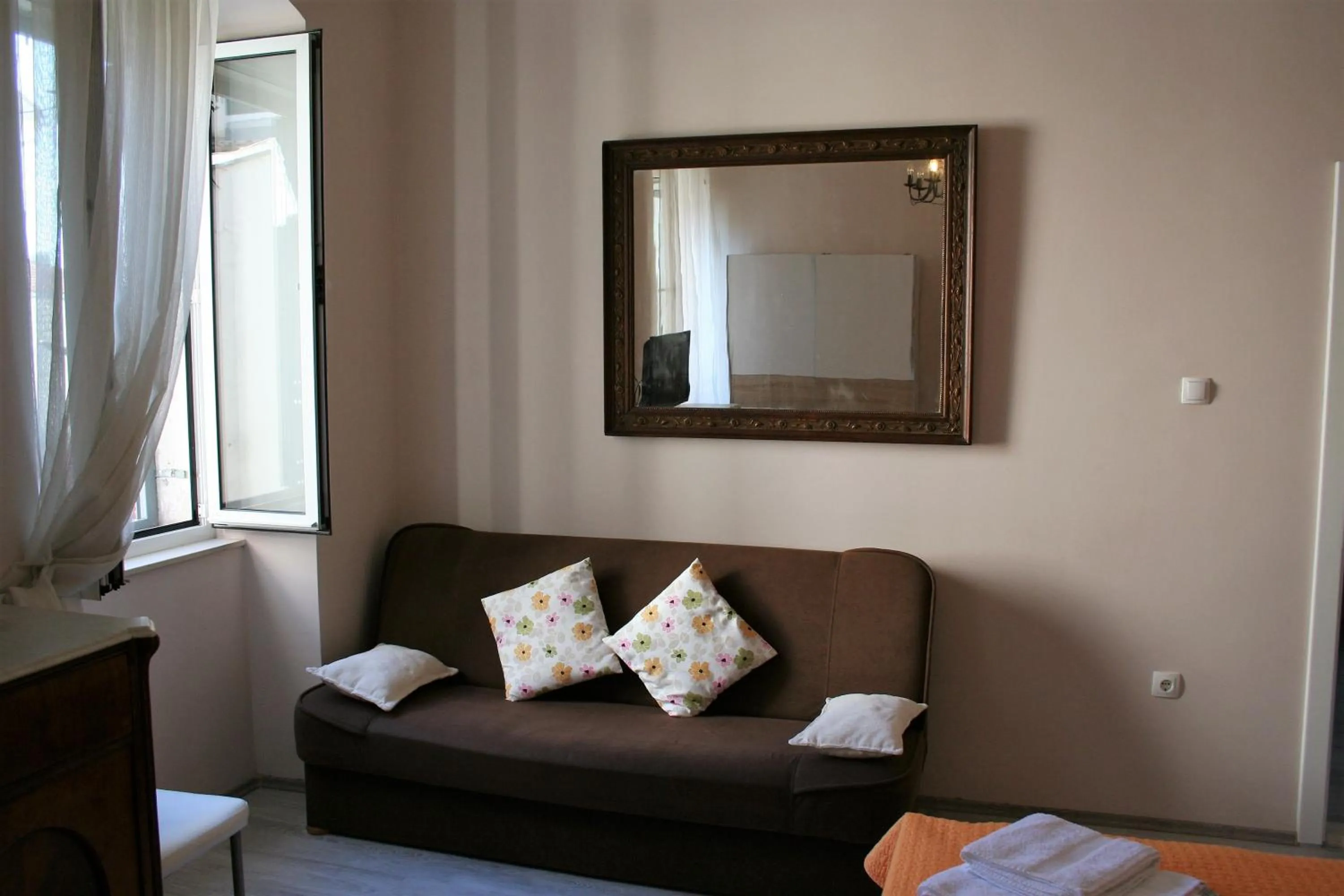 Bed in Pavelin apartments