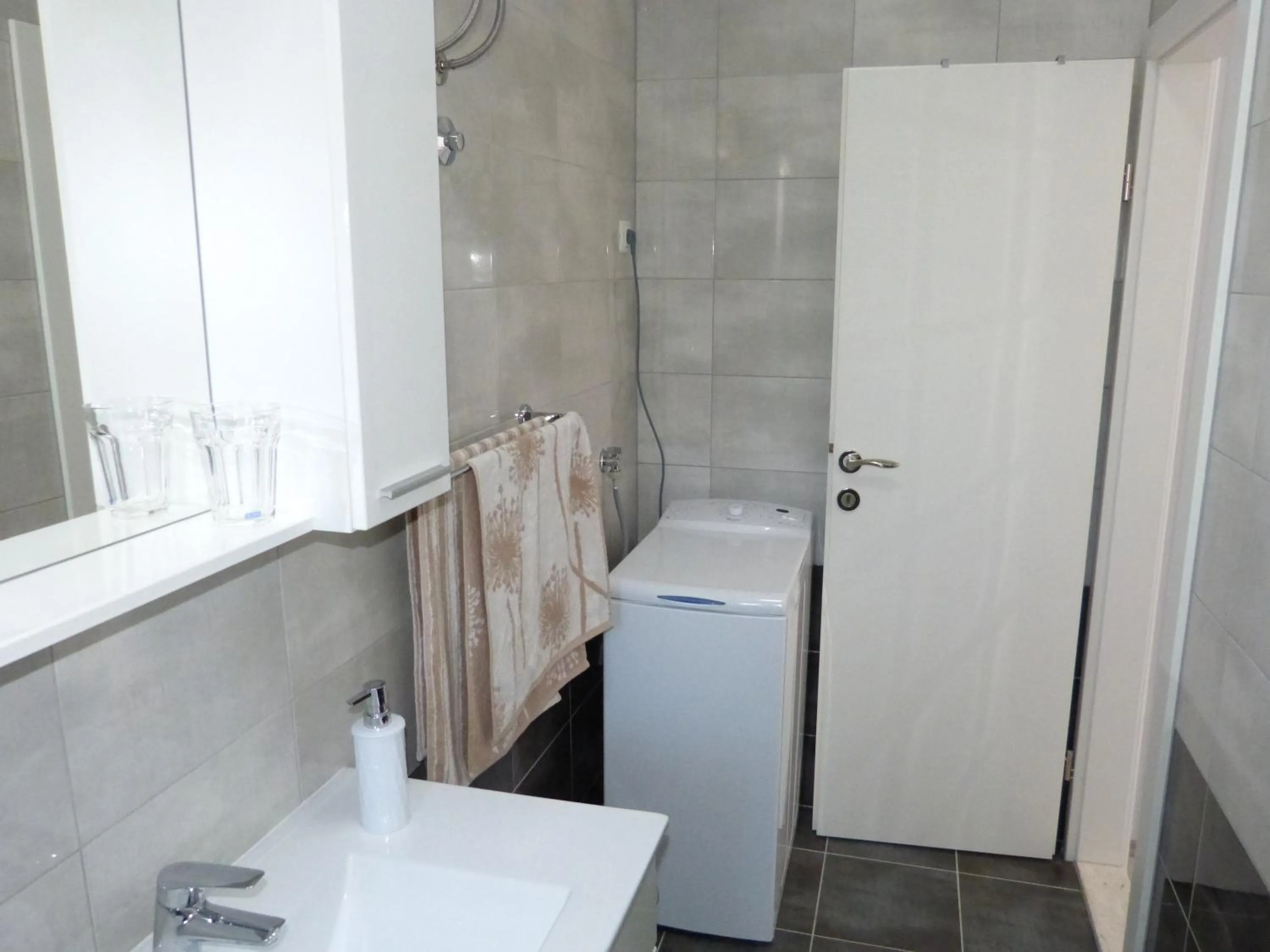 Bathroom in Pavelin apartments