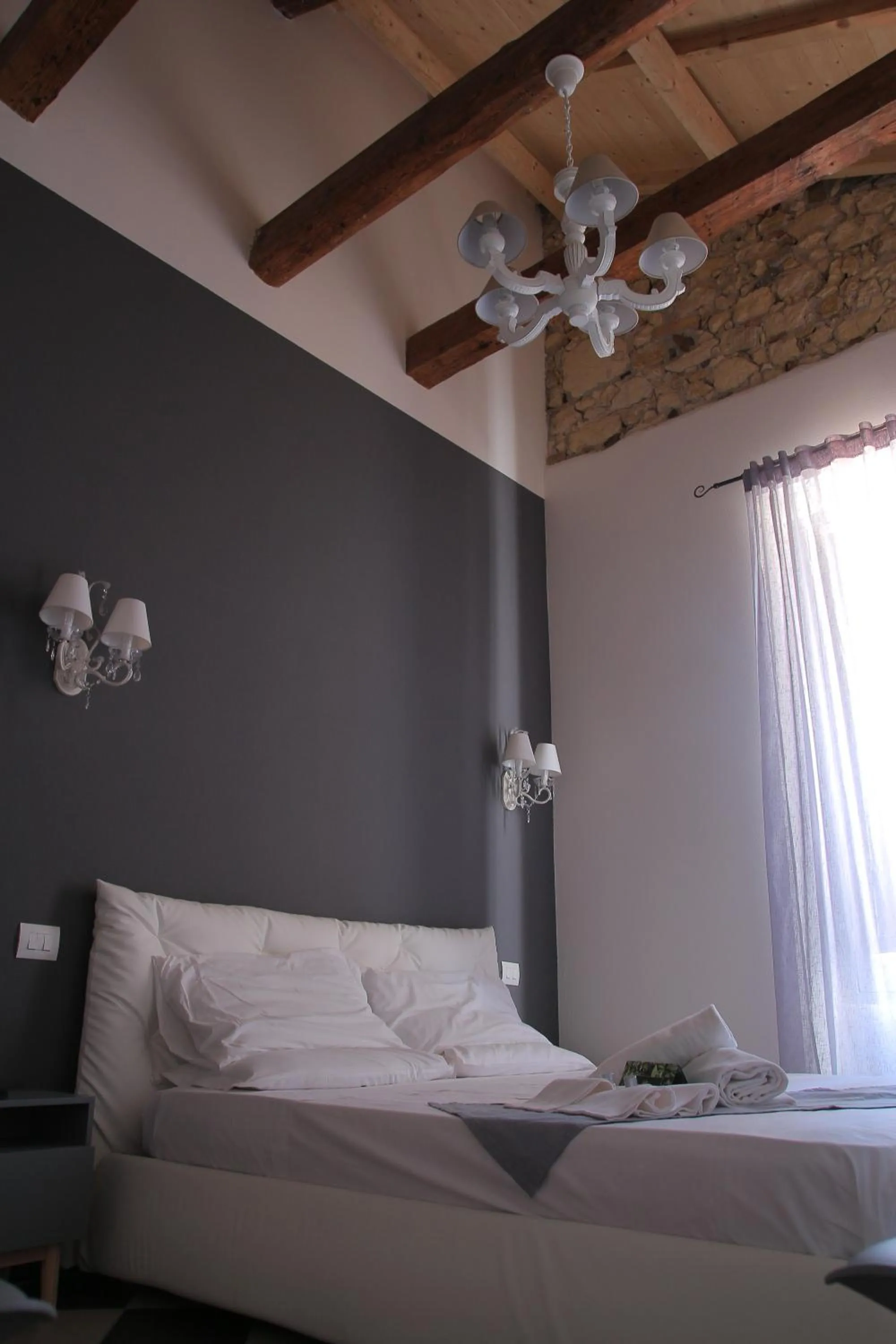 Bedroom, Bed in Manì Rooms