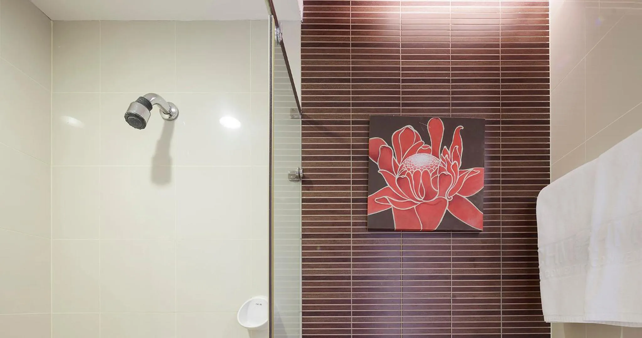 Bathroom in Grand Richmond Stylish Convention Hotel